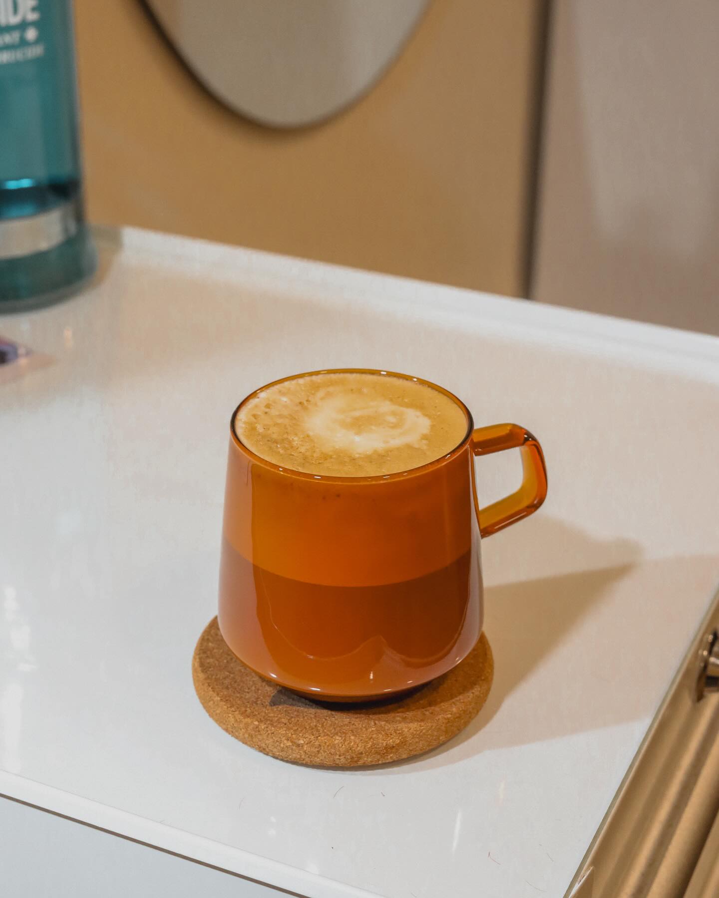 New drink menu dropping soon for spring! We’re bringing back the lavender latte and @hairgab has been cheffing it up bringing in homemade syrups on occasion! Whats your fave? Anything you want to see on our spring menu??? ⬇️⬇️ our current offerings:
Latte flavors:
Vanilla
Caramel
Brown sugar cinnamon
Hazelnut
Lavender
Teas:
Green
English breakfast
Lemon ginger
Chai
Peppermint
Wild raspberry hibiscus
Cinnamon vanilla chamomile