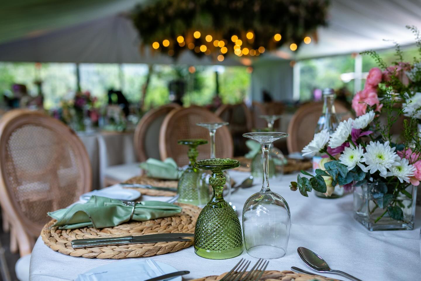 ✨Elegant garden vibes with a touch of rustic charm — from sage green napkins to vintage glassware and fresh florals, every detail is set to celebrate love in style.✨