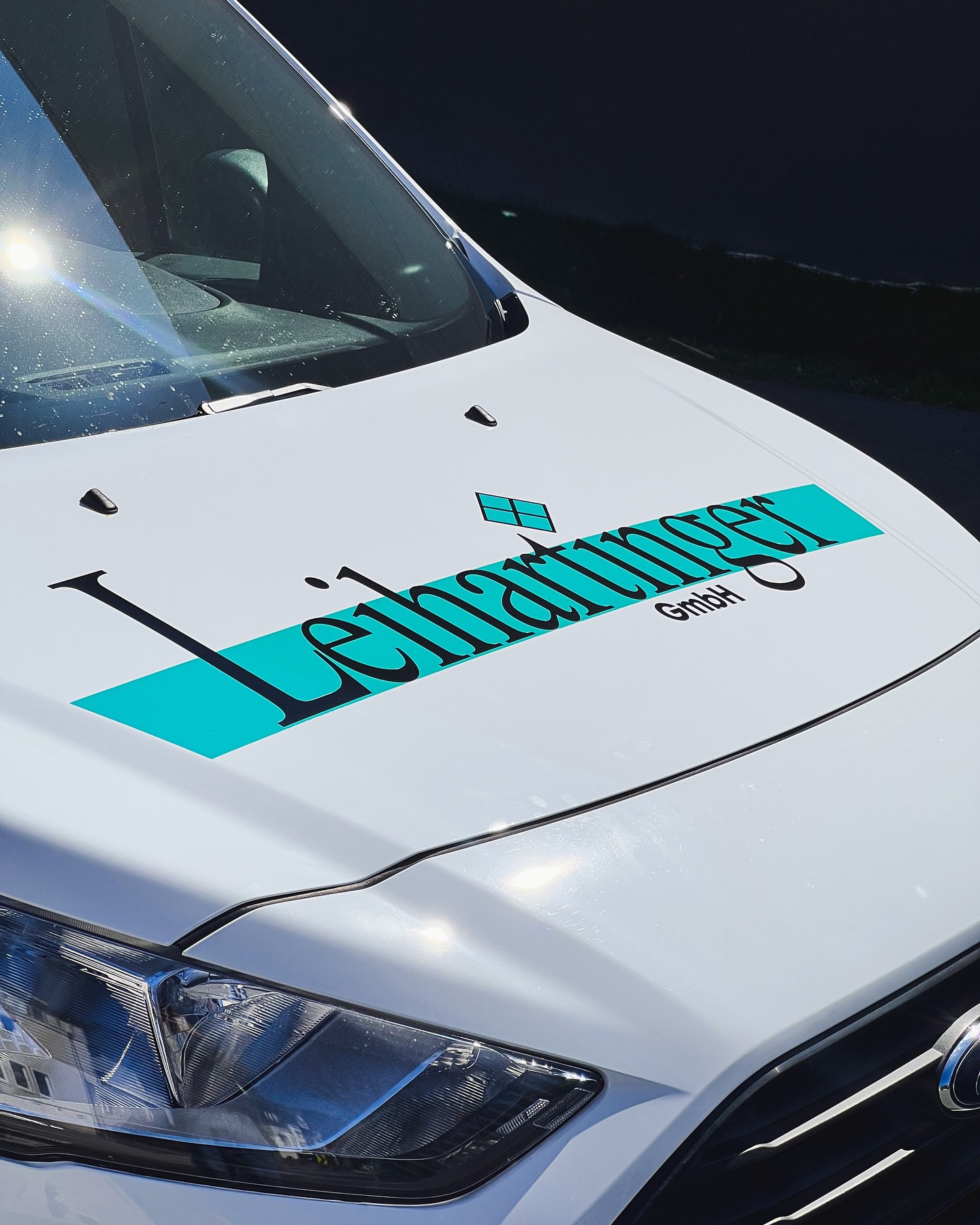 projekt. @leihartinger_ofen_und_fliesen 🔷
Danke für den Auftrag @leihartinger 👍🏼
#carwrap #carwrapping #avery #3m #newdesign #söll #kunstfabrik #overandout✌🏻️