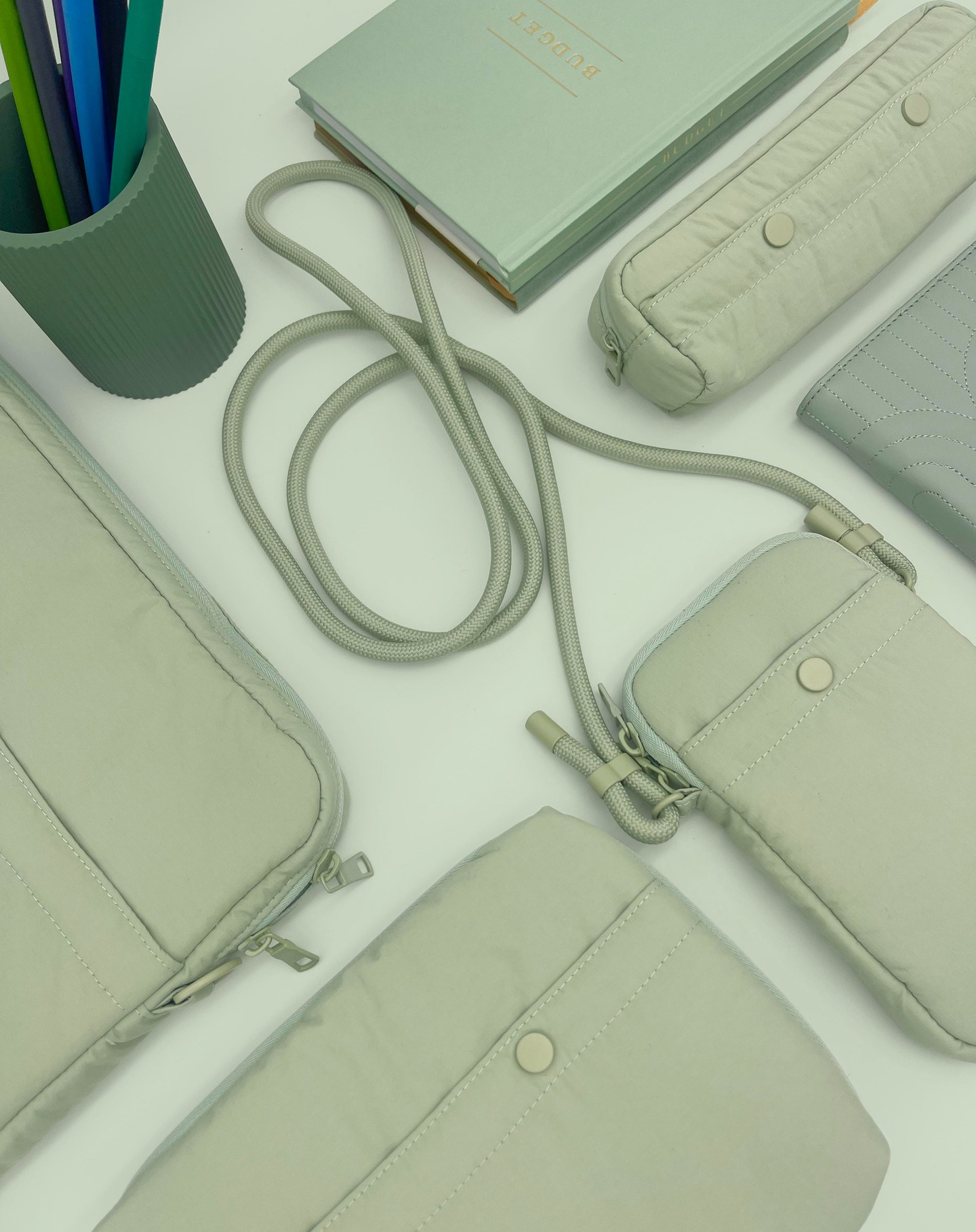 Modish's URBN WRK Collection! Top-tier tech cases made for the on-the-go lifestyle
#techaccessories #premiumstationery #techtrends #travel