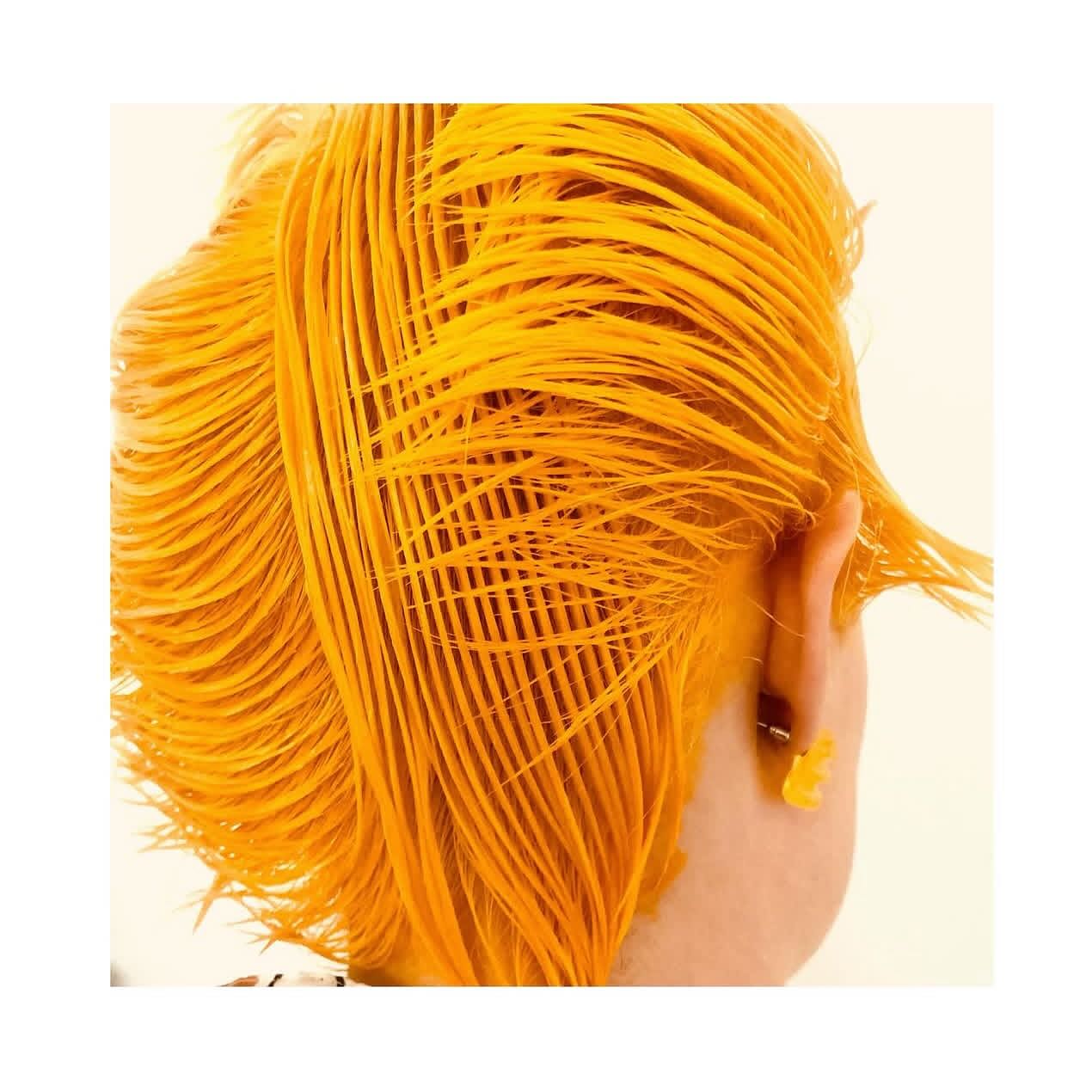 Sunshine yellow for spring 💛
Using @pravana @marianilastockholm @glynnnjonezzz @glynnjonessalon
.
.
.
.
.
#glynnjonessalon #pravana #marianila #hair #hairstylist #dmvhair #dmvsalon #yellowhair #nova #novasalon #alexandriava #oldtownalexandria