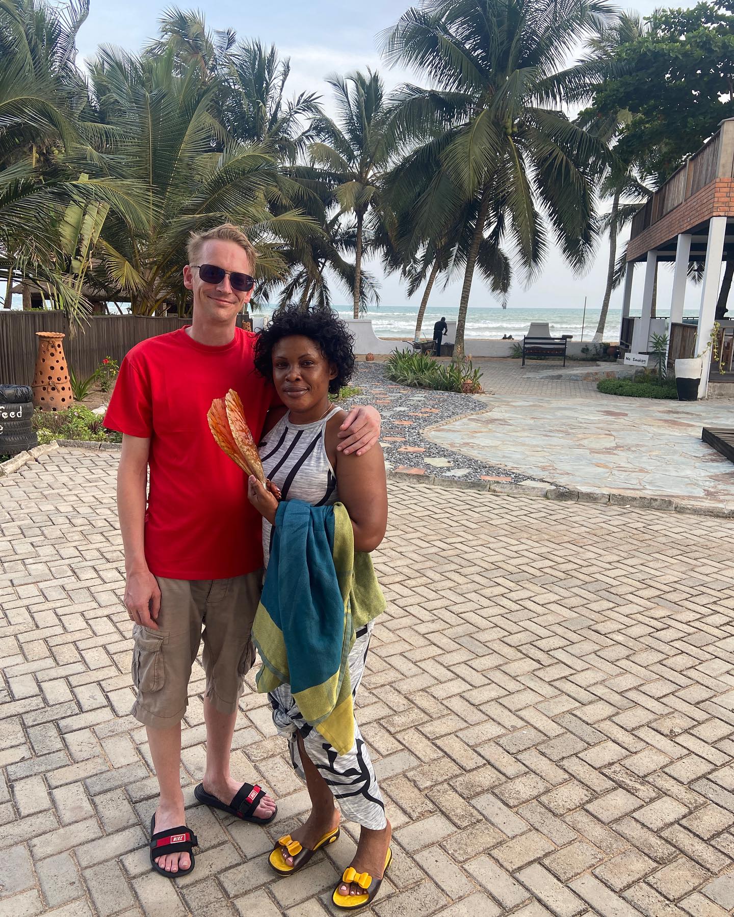 you will be amazed as to what you will discover strolling along the Ankwanda coast .. look what we found. #ankwandavillage #seashell #mesmerized #adventure #discoveries #afikibeach