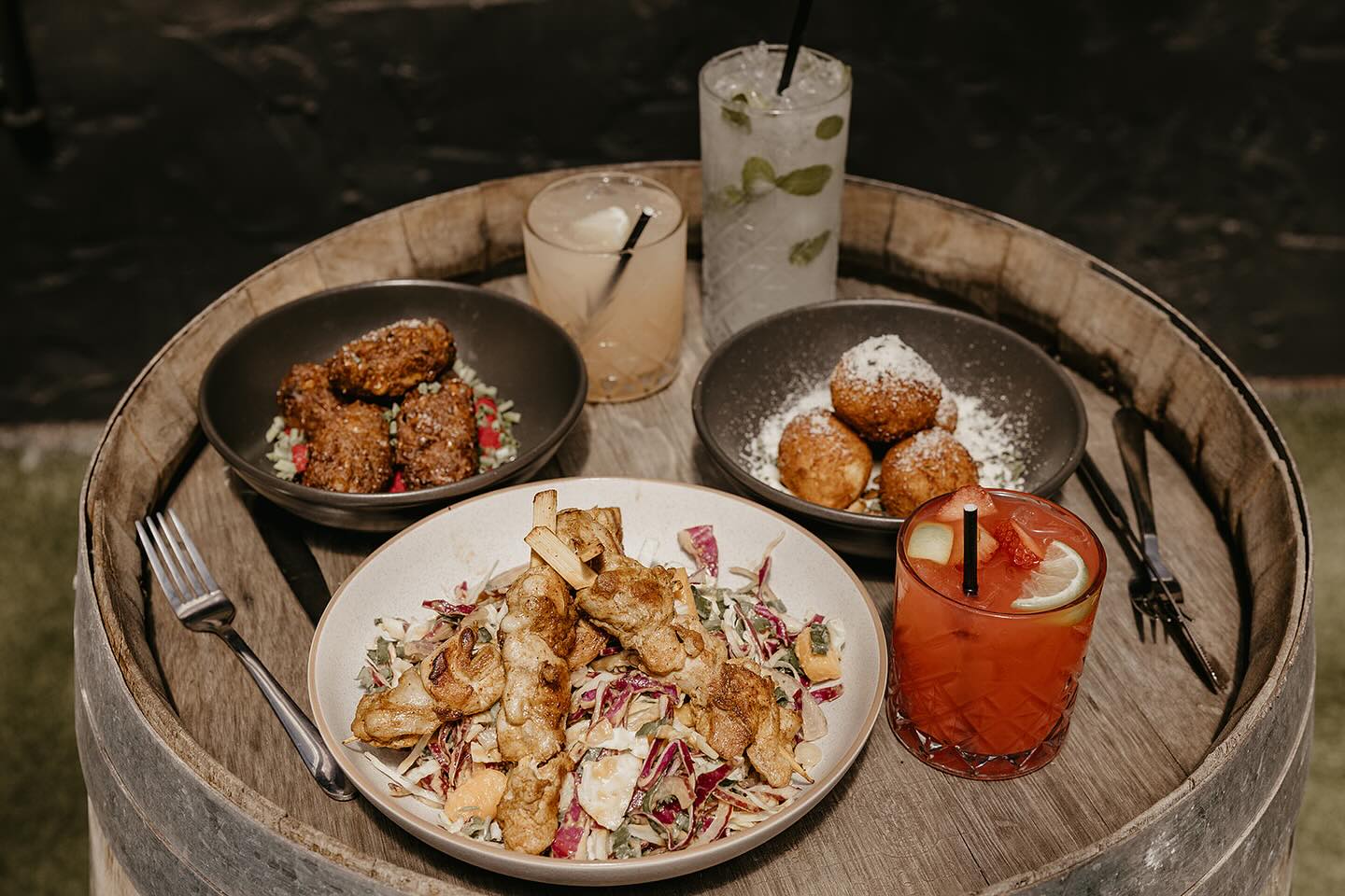 This is your sign to text your group chat about weekend plans.
📸 @foxandwildling_photography