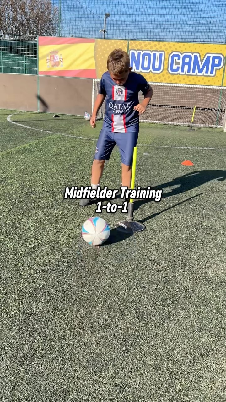 Great work from Midfielder Hugo! Lots of passing, movement, and finishing drills . 🔥⚽️
#footballcoaching #footballcoach #tolworth #epsom #surrey #kingston #youthdevelopment #newmalden