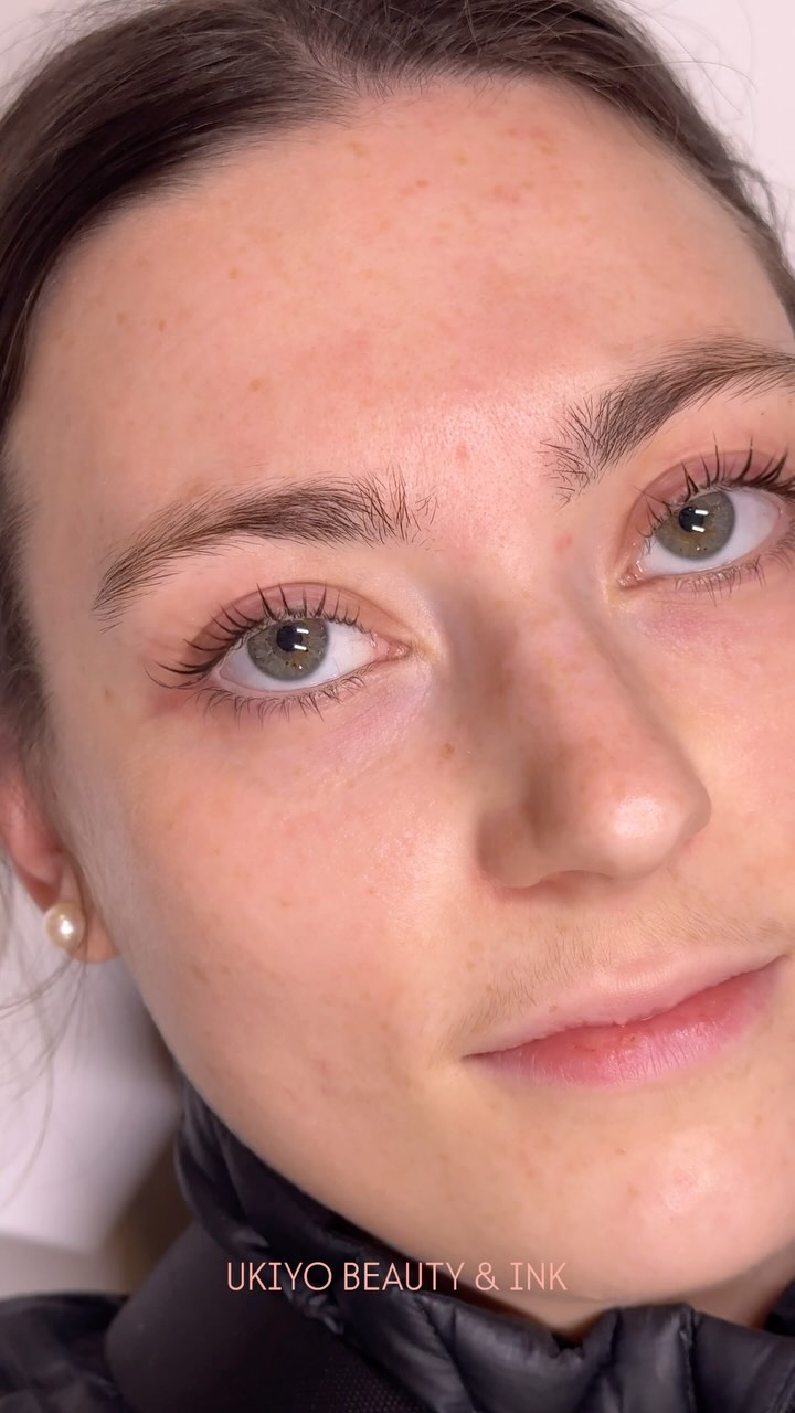 Lash Lift (no tint)
Looking for a low-maintenance way to enhance your lashes? A lash lift might be just what you need!
Results last 6-8 weeks
No need for daily curling or mascara
Opens up the eyes for a brighter, more lifted look
Perfect for straight, downward pointing, or stubborn lashes
Itâs your lashes â but better đ
đź
Ready to book? Click the link in my bio
â¤ď¸
#seattlelashes #seattlelashlift #lashlift #lowmaintenancelashes #lashes #seattle #seattlewa #explore #explorepage⨠#readytogo #beauty #beautytherapy