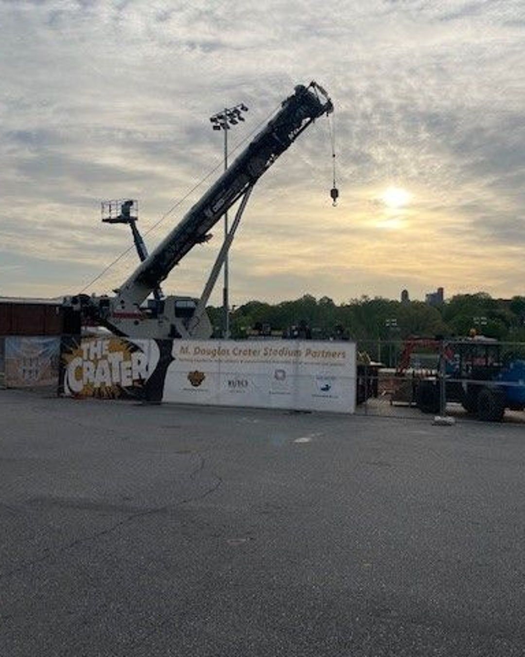 Getting ready to come out of the ground with some steel at RJ Reynolds High School for their new football stadium entrance!
#rpmpartners #crane #rjrhs #settingsteel #generalcontractor #engineering