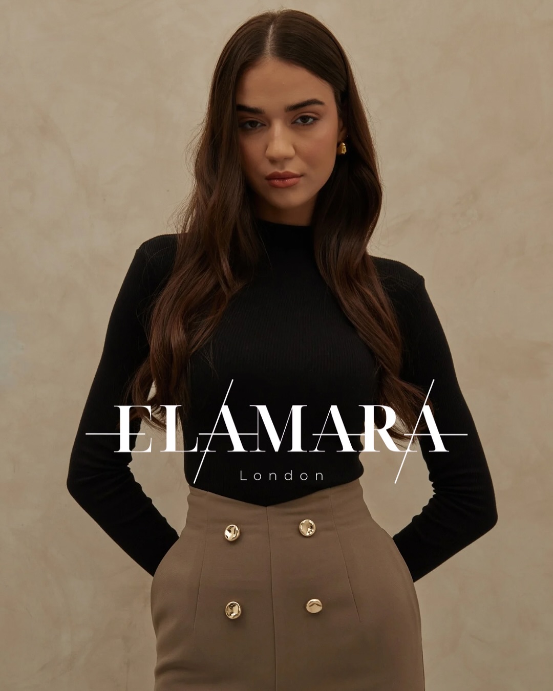 A study in structure and sophistication.
Our taupe high waist trousers and mini skirt — two timeless staples🪡
#highwaistskirt #miniskirt #highwaisttrousers #taupetrousers #taupeskirt #luxuryfashion #timelesswardrobe #timelessfashion