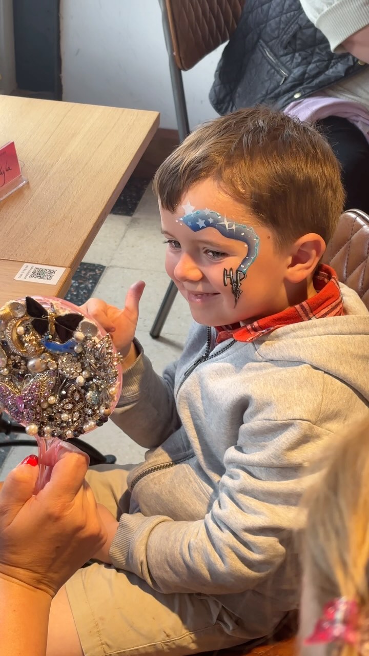 Wow — what an amazing day! A HUGE thank you to everyone who came out and made our Kids Menu launch and face painting event such a big success and a lots of love to @artstuffbylyla for her amazing work. The turnout was incredible, and seeing so many happy little faces truly made our hearts full! 🥰
We’re so grateful for this beautiful community — your support means everything to us.
Loved the vibes? Let us know in the comments if you’d like to see more events like this — we’d love to keep the fun going! 😉
#finchleycentral #facepainting #facepaint #easter #easterweekend #londonart #londoncafe #londonbakery #halal #halalfoodlondon #breakfastlondon #brunching