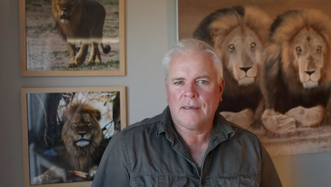 Join me on my life’s journey with African Lions. Learn about my career, my commitment to lions, the safaris we could do together, the book and movie we are compiling, and if you would join us on The African Lion Expedition. A journey into the heart of Africa to tell the behind the scenes stories of lion conservation projects and the people who live with lions. Today I am hugely proud to launch my website that covers this all at www.africanlionconservation.com
Please follow the link in my bio.
#letlionsroar #lions #lion #big_cats_nature_photography #africa #conservationsafari #bigcats #safaris