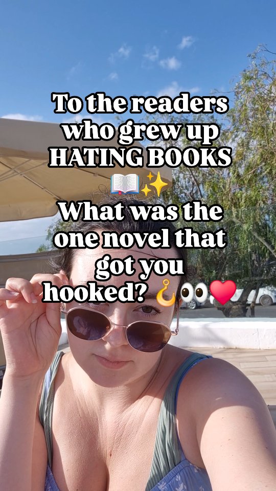 To the readers who grew up HATING BOOKS 😯📖✨️ what was that one novel that got you hooked 🪝👀 and made you into the reader you are today?
Mine was the vampire diaries 🖤🩸I didn't realise books could be interesting. In school, I was stuck on boring book that had no spark or enjoyment, and it completely blew my mind 🤯 that books could be an escape from reality ✨️
Now I can't believe that 13 year old girl had no idea that she was changing our life just by picking up that one book. 📚♥️
What was the book that made you fall in love with reading?