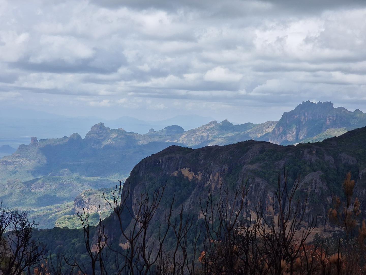 Chasing horizons on Mount Kadam β where the climb tests you and the views heal you. π₯ΎποΈ
πΈ @juma_sipi_falls
#exploreuganda #discoverkaramoja #explorekaramoja #mountkadam #hike