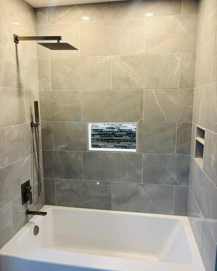 ๐ ๐ฟ๐ฝ New bathroom alert! ๐จ
We fully renovated this bathroom to give it a fresh new look.
Before: Dated tiles, old vanity, and zero vibe.
After: Total updateโnew tub, fresh tiles, modern vanity, and all the spa vibes!
Contact us today for any of your home remodel needs!
๐ 917-701-2403
#homeremodel #BathroomRenovationGoals #hudsonvalleycontractors #hudsonvalleyhomes #dutchesscountycontractors #bathroomdesign #bathroomremodel