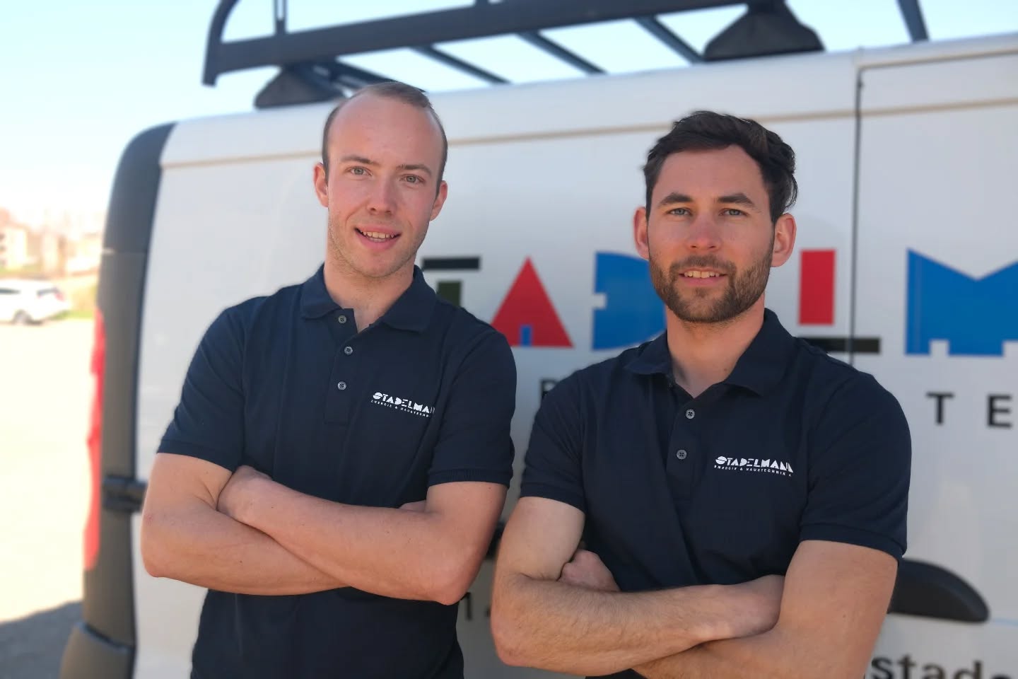 HERZLICHE GRATULATION
Severin Zemp und Joel Zihlmann haben die Weiterbildung zum Eidg. dipl. Sanitärmeister mit Bravour abgeschlossen.
Wir gratulieren ihnen herzlich zu diesem äusserst erfolgreichen Abschluss und freuen uns auf die weitere Zusammenarbeit.
🧑🔧🔧📝