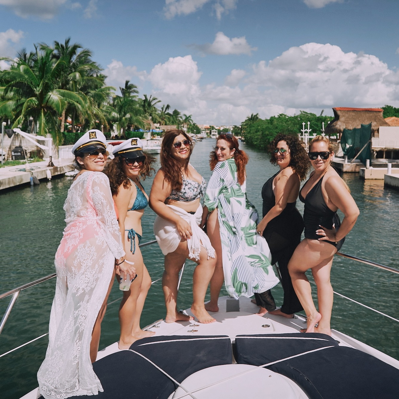 Views. 🛥️👰🏻