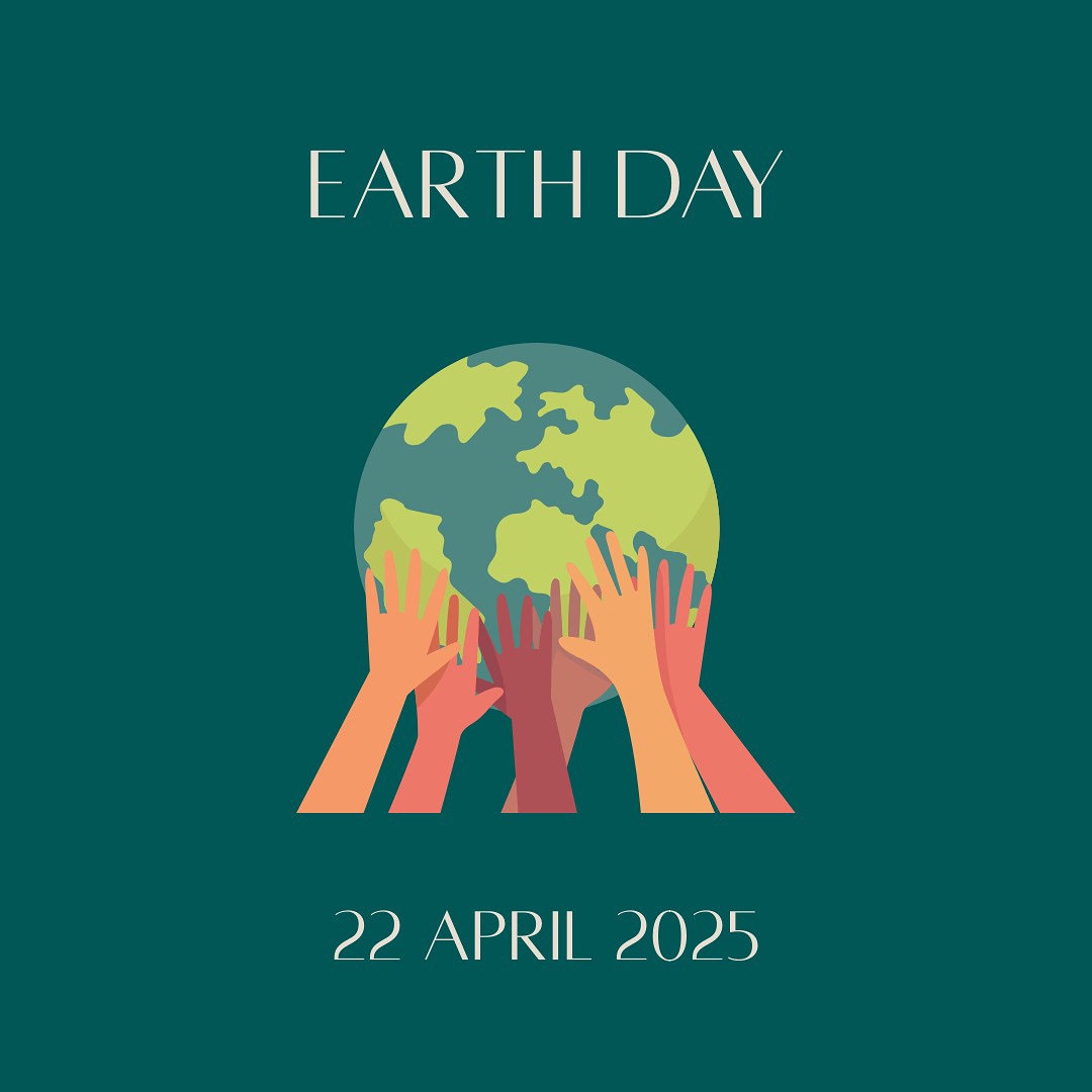 This #EarthDay, let’s bring sustainability to our desks.
❓DID YOU KNOW ❓
“The average UK office worker generates about 500kg of waste annually—that’s roughly the weight of a grand piano!”
UK offices generate over 40 million tonnes of commercial and industrial waste each year—and a lot of it is avoidable.
So what can we do from where we sit?
Here are 4 small but mighty habits that every office worker can adopt to help the planet .🌱👇
Save it, share it, and tag a colleague to do it with you. 💬
#EarthDay2025 #GreenOfficeChallenge #EcoFriendlyOffice #SustainableWorkplace #WorkplaceWellbeing #MindfulWorking #OfficeLife #TreatYourStaff #WorkplaceSustainability #CorporateResponsibility #EnvironmentalImpact