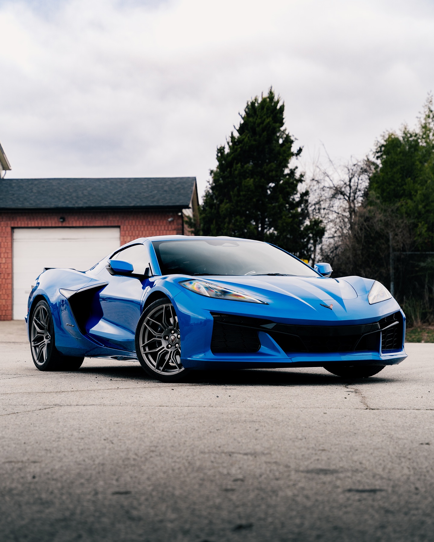 Check out this C8 Z06 that has received our Track PPF Package & our 5 year ceramic coating, now looking better and then ever and ready to hit the roads
—
Completed @DRVNAutoworks