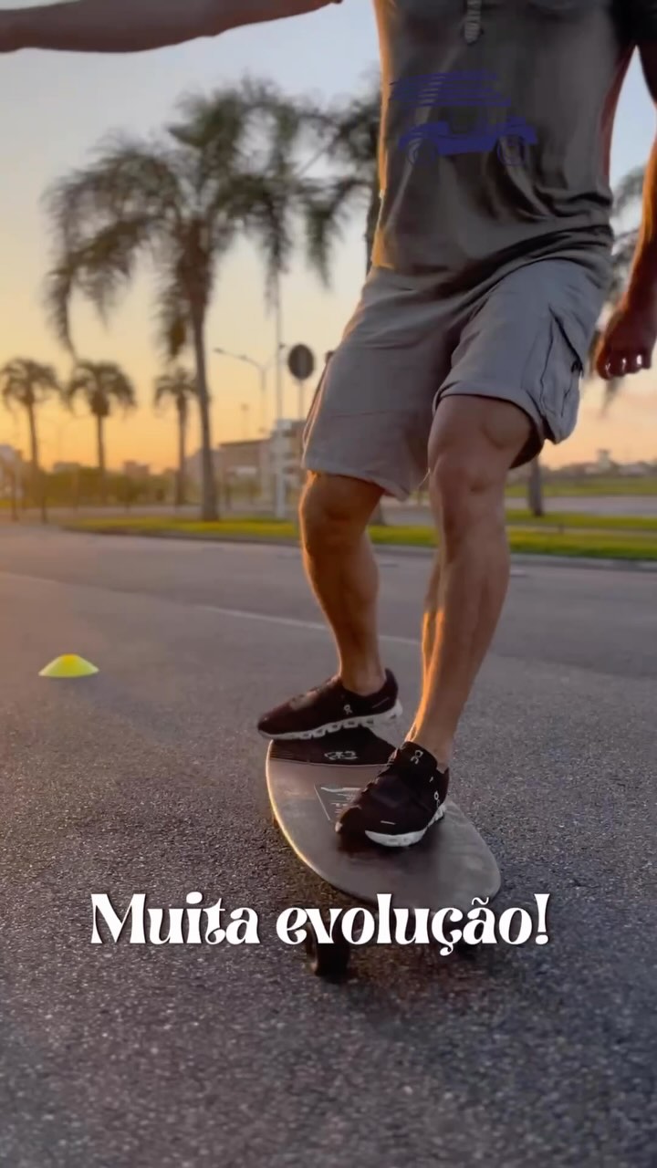 Aula de Surf Skate
Muita evolução em 3 dias.
Quer evoluir seu surf
Agende sua aula com a gente
Vamos te colocar em outro nível!
Agendamento 48996806449
Www.campechesurfschool.com.br
