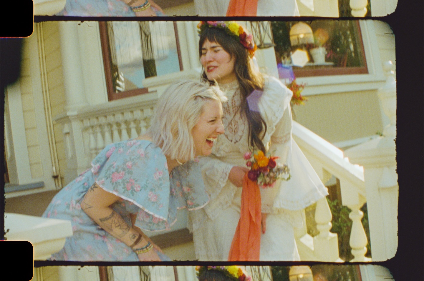Quite literally nothing gets me more excited than receiving 16mm film back from my incredible developer @preservefilm Here are some screen grabs from just 2 rolls of film from Jane and Joe’s beautiful day as I not so patiently wait for the other rolls to download 🪩💙🎥🧚♀️ so excited to put this video together!
#16mm #kodakfilm #krasnogorsk #weddingvideo #weddingfilm