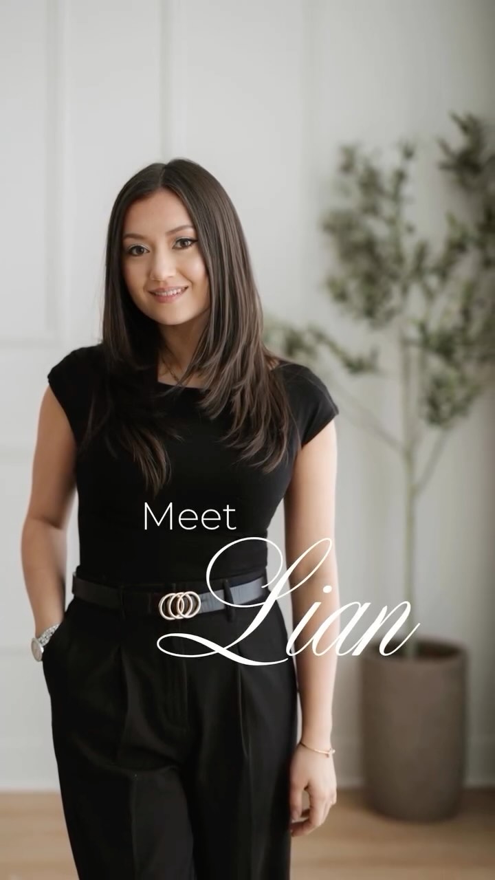 Meet Lian, the second half of O&L Marketing.
Lian found her interest in photography & design from a very young age which naturally led her into the world of marketing 🩷 learn more about her story at www.olmarketing.ca
-----
Le parcours de Lian en arts créatifs, en photographie et en marketing lui confère un sens aiguisé du détail, de la couleur et de l’esthétique.
Forte d’une grande expérience en tant que photographe et spécialiste des médias sociaux, elle excelle dans la création de visuels percutants. Son expérience derrière l’objectif apporte une touche unique au marketing des médias sociaux, permettant à chaque image de raconter une histoire engageante.
*
*
*
#womeninbusiness #socialmediamanagement #Montreal #vaudreuil #socialmedia #photography #pincourt #hudson #dorion #westislandmontreal