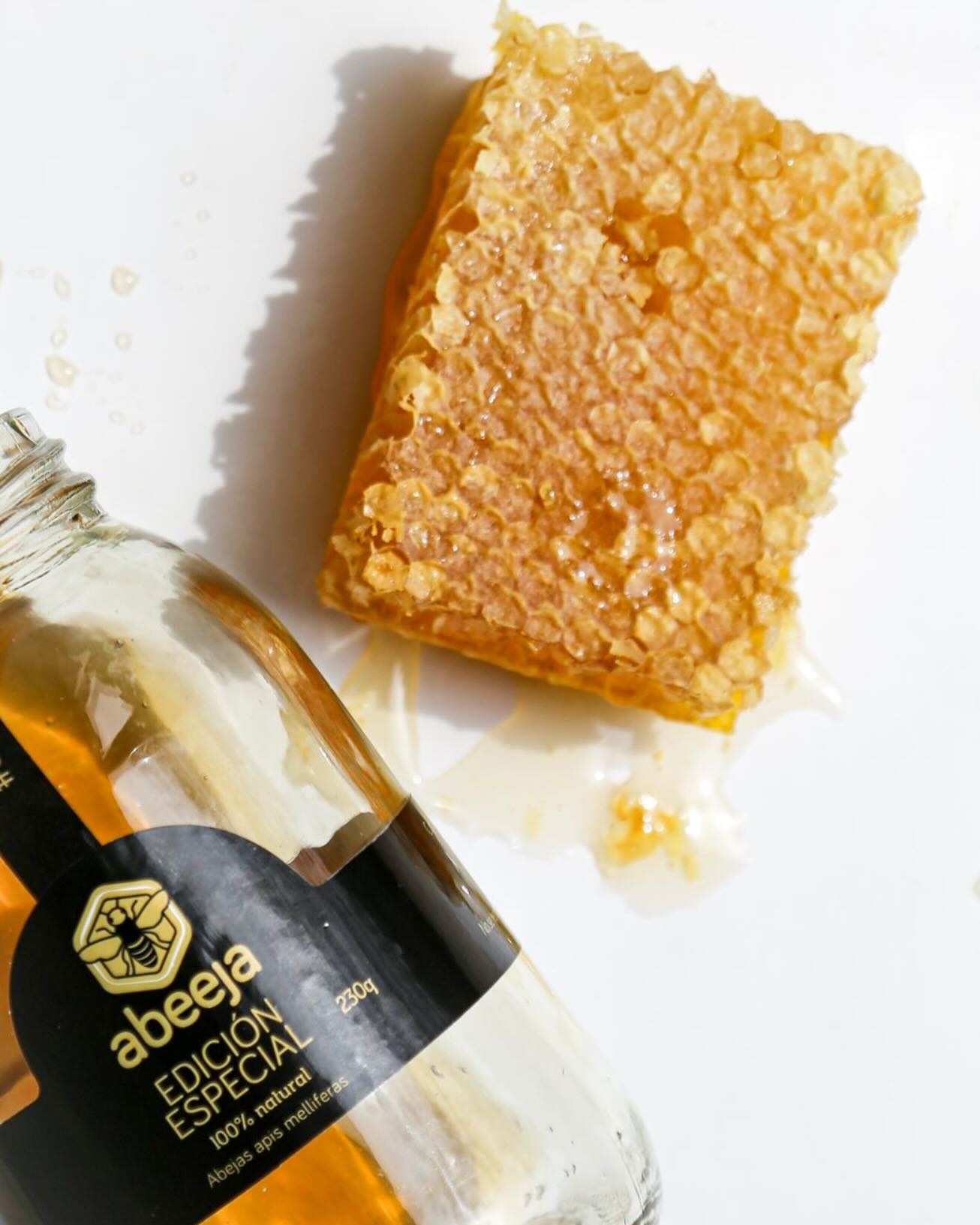 ¡Llego nuestro famoso panal de abejas! Consigue nuestra miel y panales EDICION LIMITADA antes de que se agoten🍯🐝
#miel #honey #rawhoney #beeswax #honeycomb