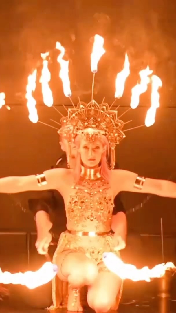 We are BACK! After the success of our last show, we just HAD to do it again. This ONE NIGHT ONLY show WILL sell out again so don’t say we didn’t warn you 😘 Save the date and share this post with a friend who owes you a night out 🎩🫧
⏰One night only! - Sunday, 13th July
📍Viva - North Melbourne @viva_melbourne
🎟 Tickets are LIMITED – so grab yours now via the link in my bio! Don’t miss your chance to experience Magic Noir 🖤✨
#cabaretshow #burlesque #magic #whatsoninmelbourne #bubbles #melbournemagicfestival #mcf #melbournecomedyfestival #comedy #datenight #theatre