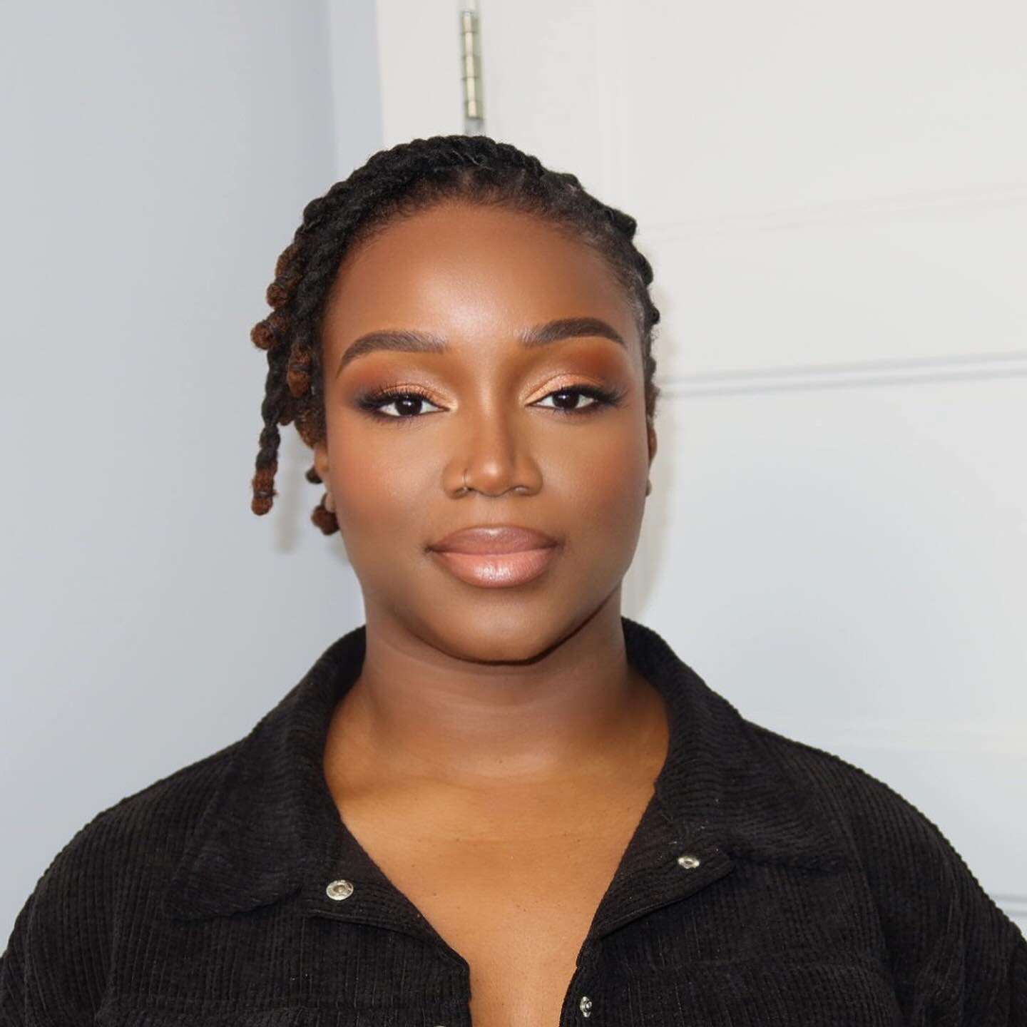 Soft birthday glam 💕
#glow #makeup #makeupaddict #makeover #instaglam #mtl #montreal ##canadamakeupartist #patmcgrath #glowmakeup #glammakeup #beauty #natashadenona #makeupartistworldwide #mua #makeupartist #dior #makeupforblackwomen #motd #wakeupandmakeup #glam #luxurymakeup #montrealmakeupartist