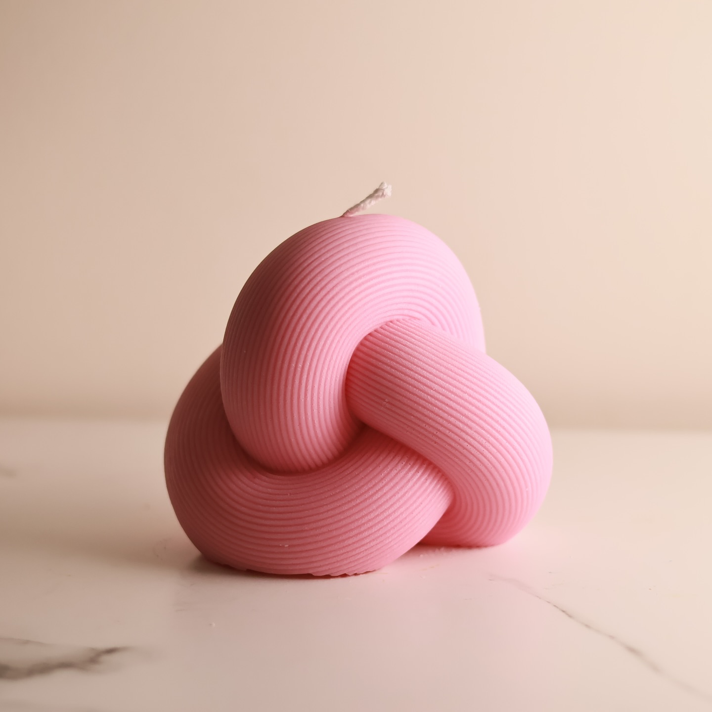 New ribbed knot candle. Available soon.
agaboocandle.com