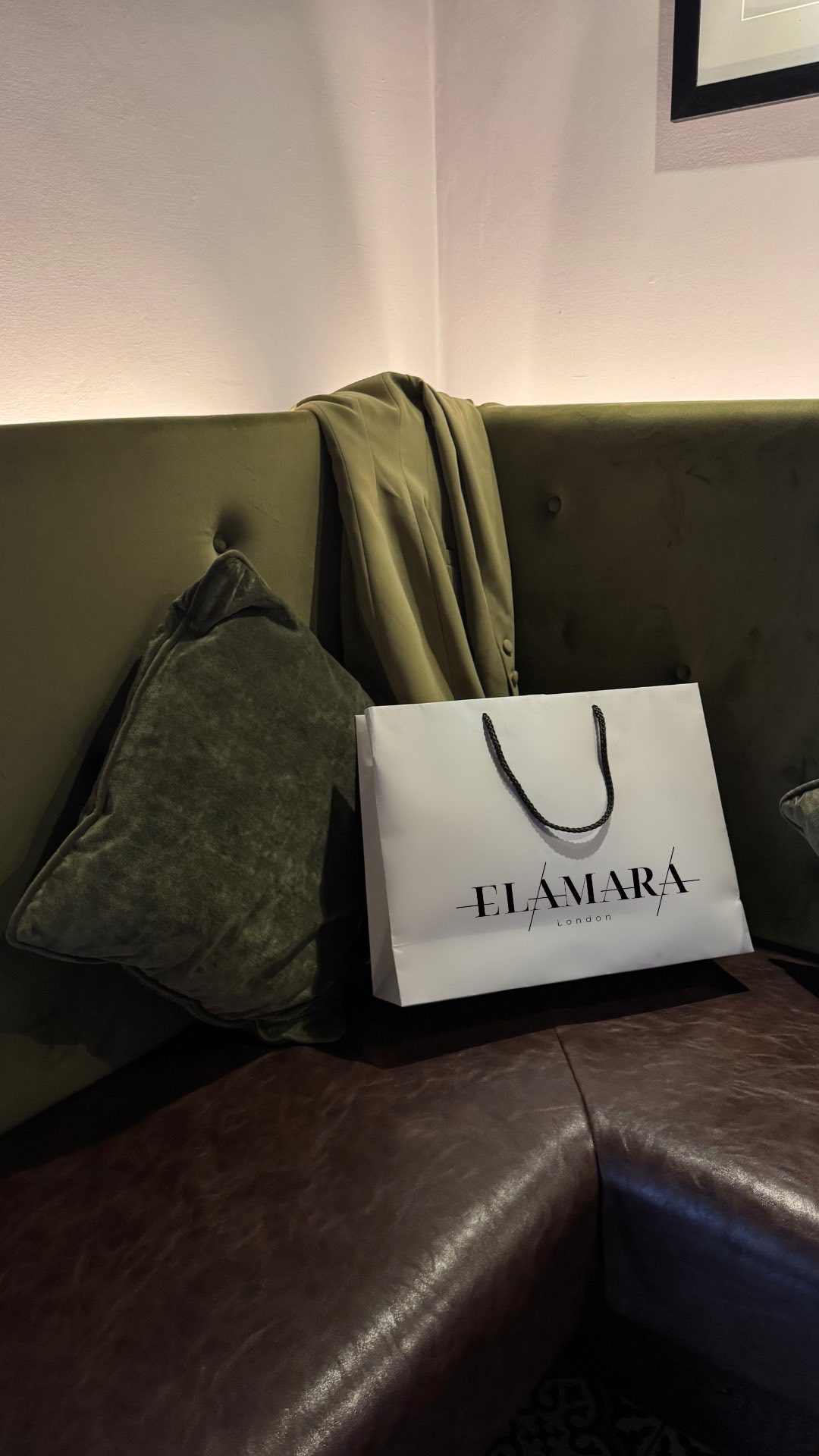 From sketch to statement—experience the elegance behind every ELAMARA creation.
#elegant #luxuryfashion #afforableluxury #loveletters #lovenotes