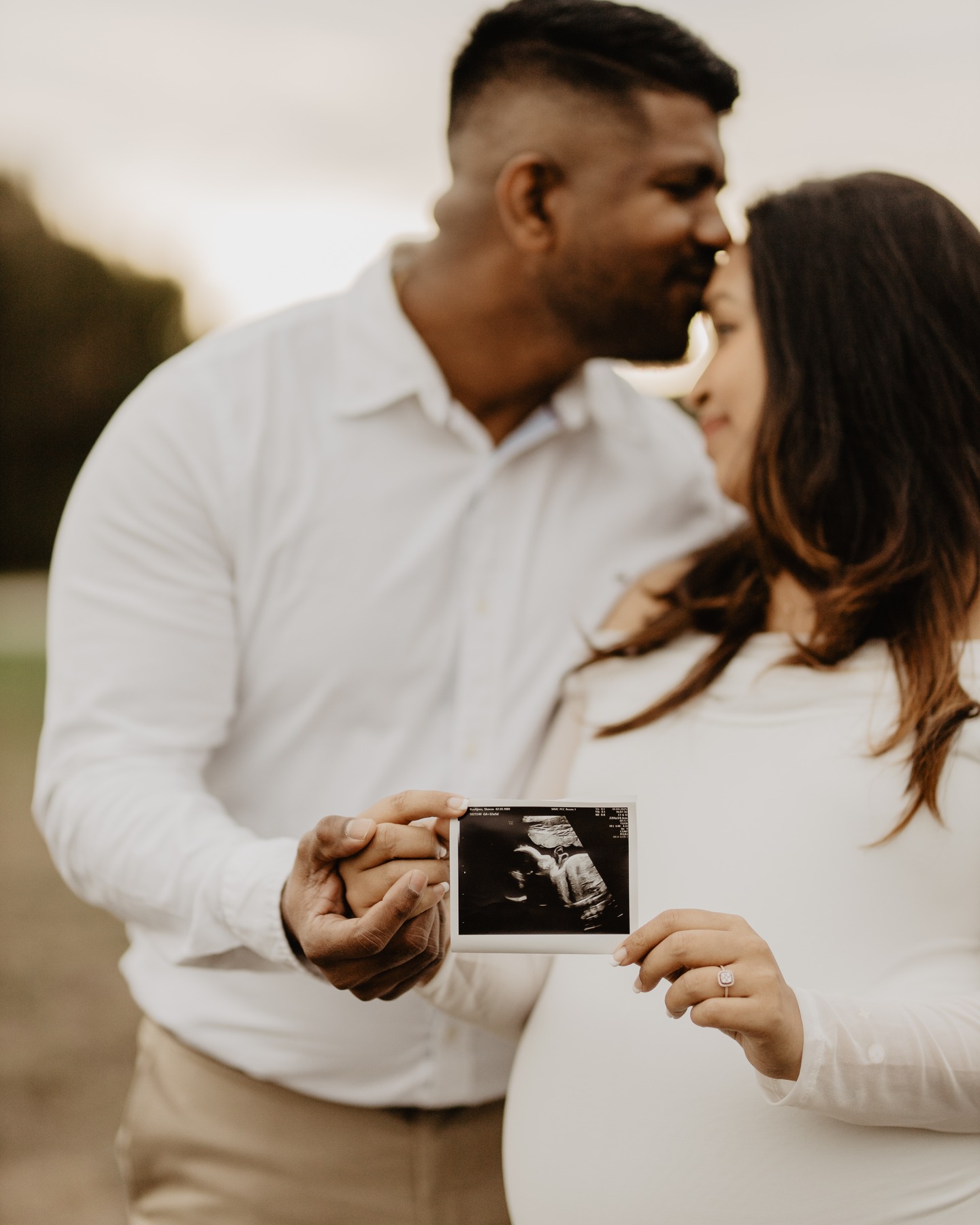 β¨ The glow of motherhood, the beauty of new beginnings β¨
Capturing the love, anticipation, and joy as this beautiful mama awaits her little one.
Every bump has a story β and weβre honoured to tell hers. ππΆπΈ @shanki_b
#MaternityShoot #BumpToBaby #MomToBe #PregnancyGlow #CapturedMoments #logophotography #melbournephotographer #clyde #berwick