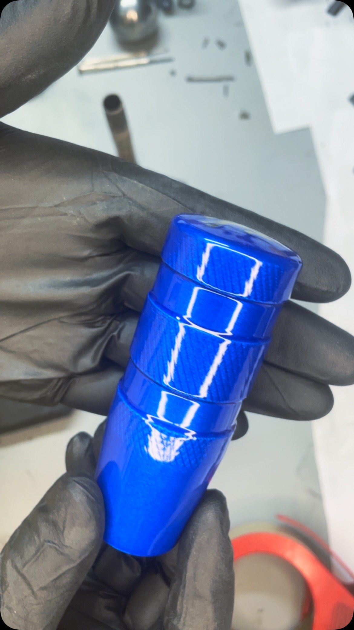The lightning blue BRONCO the Grip shift knob. I almost perfected the production and engraving for this shift knob… what do you think guys?
#wmgarage #shiftknob #customworn #customengraving #bronco #ford