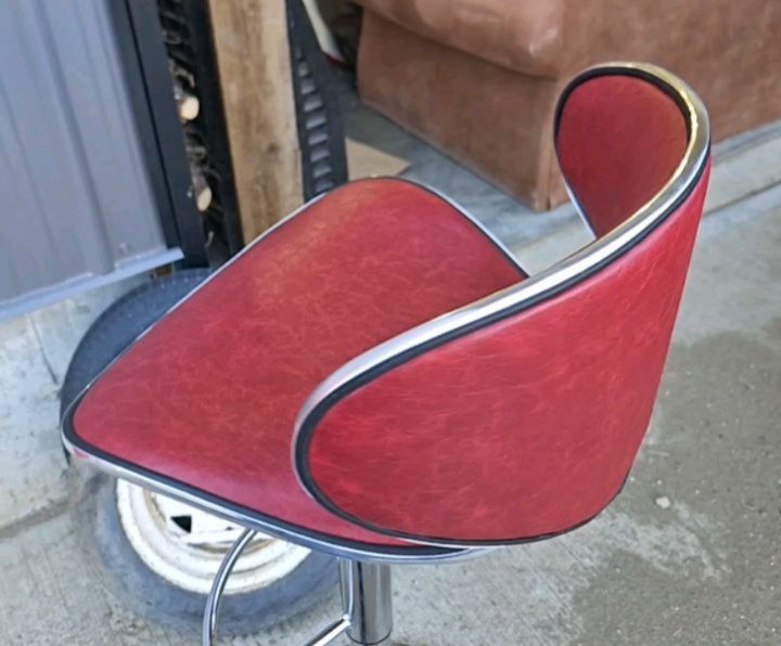 These bar stools were just reupholstered in a rich, red vinyl.
If you have stools, chairs, or other seating that need a refresh, we can help bring them back to life with durable, custom upholstery.
Visit EleganceUpholstery.ca or call (587) 800-4888 for a quote.
#EleganceUpholstery #BarStoolUpholstery #CustomUpholstery #FurnitureRefresh #YQLBusiness #SupportLocal
