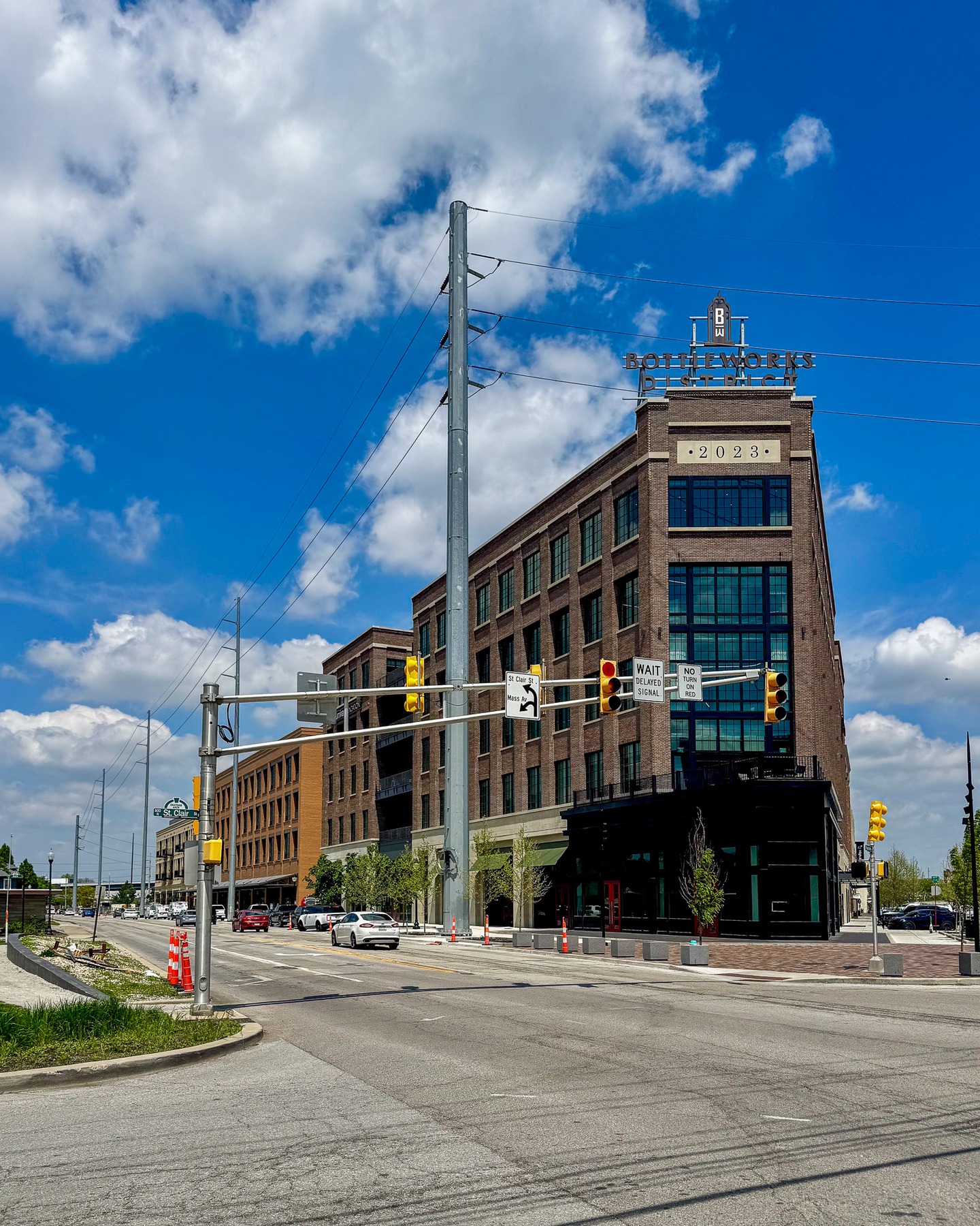 📣 Big news from the Bottleworks District!
We’re thrilled to share a major milestone in our journey to help you Fill Every Moment. Our building along College Avenue has officially reached substantial completion, and with that comes a whole lot of exciting updates:
• 9th Street is now OPEN, with a brand-new entrance and exit for easier access
• Enjoy direct access to @livingroomtheatersindy, @stretchlabdowntownindy, @yogasixindy, @thegaragefoodhall & more
• Expanded parking now available in our garage
• The construction fencing is down and College Avenue is fully reopened
Every step brings us closer to a more connected, convenient, and vibrant Bottleworks District, and we can’t wait for you to experience it. Come see what’s new!