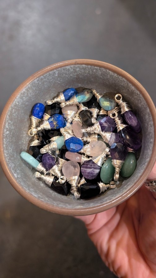 Gemstone jewellery under $50?
YEP!!!
Re-stocked & available now - both online & in-store ✨
#blackbirdavenue #yarrajunction #upperyarravalley #crystaljewelry #crystaljewellery #gemstonejewelry #mothersday #mothersdaygifts