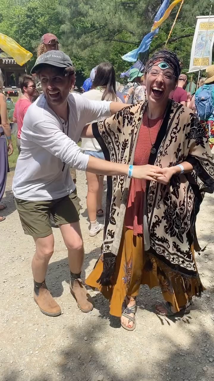 Next time I’ll take more pictures 🌞
Big hugs and love to everyone who came by to talk, chill, or sip on a yummy mock-tail 🍋Still can’t believe we ran out of the Piña-hillada 🥥
Thank you @shakorihillsgrassroots for having us!
Thank you to @lovelylilrae @noellearose @sambrownsaround @playful_heart_studio for being a part of our team ✨
See y’all in the fall 🧿