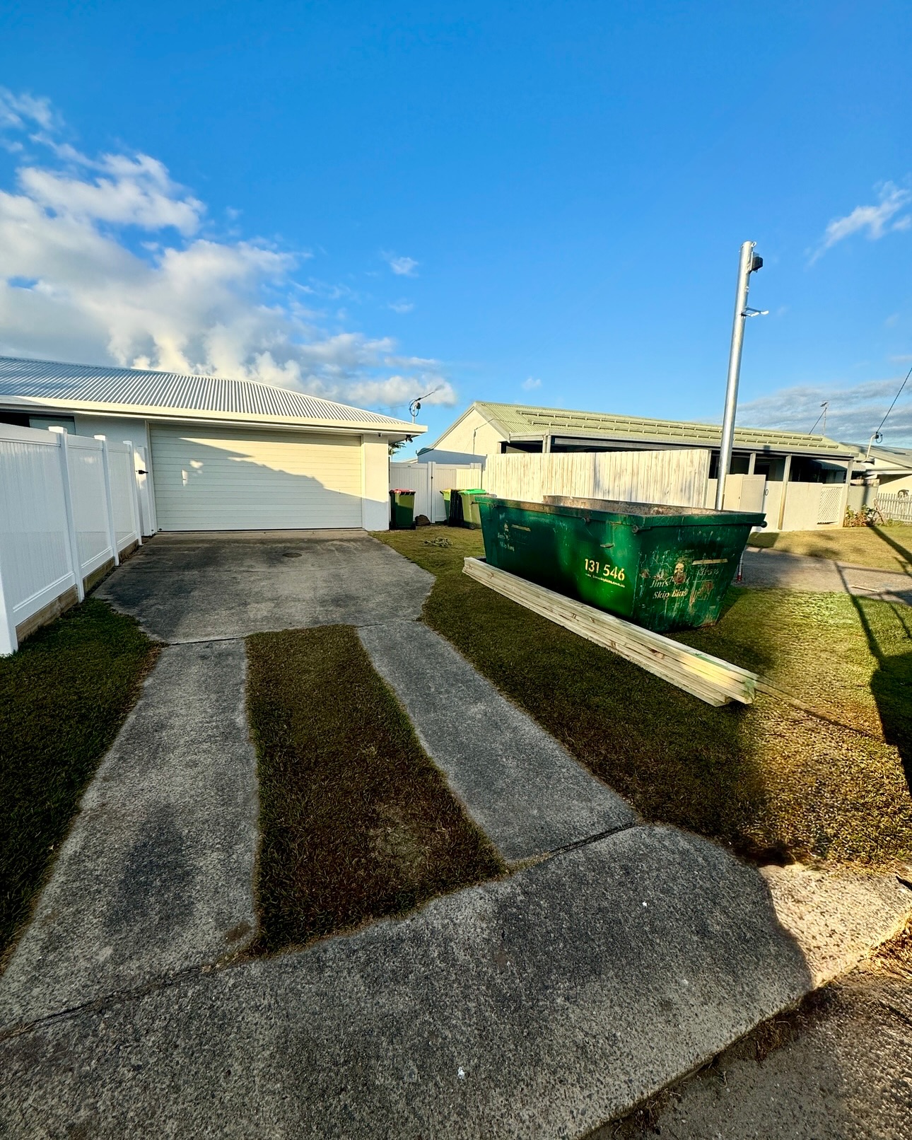 ๐๐ฒ๐ณ๐ผ๐ฟ๐ฒ & ๐๐ณ๐๐ฒ๐ฟ: ๐๐น๐ฒ๐๐ฎ๐๐ฒ๐ฑ ๐๐น๐ฒ๐ด๐ฎ๐ป๐ฐ๐ฒ
๐๐ ๐๐ ๐ ๐๐ฎ๐ป๐ฑ๐๐ฐ๐ฎ๐ฝ๐ฒ๐ ๐๐ฒ ๐๐ฟ๐ฎ๐ป๐๐ณ๐ผ๐ฟ๐บ ๐๐ถ๐ฟ๐ฒ๐ฑ ๐๐ป๐ฒ๐๐ฒ๐ป ๐ฑ๐ฟ๐ถ๐๐ฒ๐๐ฎ๐๐ ๐ถ๐ป๐๐ผ ๐ฎ๐ป ๐ฎ๐บ๐ฎ๐๐ถ๐ป๐ด ๐ป๐ฒ๐ ๐ฒ๐ป๐๐ฟ๐ฎ๐ป๐ฐ๐ฒ๐ ๐๐ต๐ฎ๐ ๐ฐ๐ผ๐บ๐ฝ๐น๐ฒ๐บ๐ฒ๐ป๐ ๐ต๐ถ๐ด๐ต-๐ฒ๐ป๐ฑ ๐ต๐ผ๐บ๐ฒ๐๏ฝก ๐ง๐ต๐ถ๐ ๐ฆ๐๐ป๐๐ต๐ถ๐ป๐ฒ ๐๐ผ๐ฎ๐๐ ๐๐ฝ๐ด๐ฟ๐ฎ๐ฑ๐ฒ ๐ณ๐ฒ๐ฎ๐๐๐ฟ๐ฒ๐ ๐ฎ ๐ฐ๐น๐ฒ๐ฎ๐ป ๐ฒ๐
๐ฝ๐ผ๐๐ฒ๐ฑ ๐ฎ๐ด๐ด๐ฟ๐ฒ๐ด๐ฎ๐๐ฒ ๐ณ๐ถ๐ป๐ถ๐๐ตโ๐ฑ๐ฒ๐๐ถ๐ด๐ป๐ฒ๐ฑ ๐ณ๐ผ๐ฟ ๐ฏ๐ผ๐๐ต ๐ฑ๐๐ฟ๐ฎ๐ฏ๐ถ๐น๐ถ๐๐ ๐ฎ๐ป๐ฑ ๐๐๐๐น๐ฒ๏ฝก
๐๐๐
๐๐ฟ๐ ๐ถ๐ ๐ถ๐ป ๐๐ต๐ฒ ๐ฑ๐ฒ๐๐ฎ๐ถ๐น๐๏ฝก ๐๐ฒ๐ ๐๐ผ๐๐ฟ ๐ต๐ผ๐บ๐ฒ ๐บ๐ฎ๐ธ๐ฒ ๐ฎ๐ป ๐ฒ๐ป๐๐ฟ๐ฎ๐ป๐ฐ๐ฒ๏ฝก
๐๐ ๐๐ ๐๐ผ ๐ฐ๐ฟ๐ฒ๐ฎ๐๐ฒ ๐๐ผ๐๐ฟ ๐๐ถ๐ด๐ป๐ฎ๐๐๐ฟ๐ฒ ๐ผ๐๐๐ฑ๐ผ๐ผ๐ฟ ๐น๐ผ๐ผ๐ธ๏ฝก