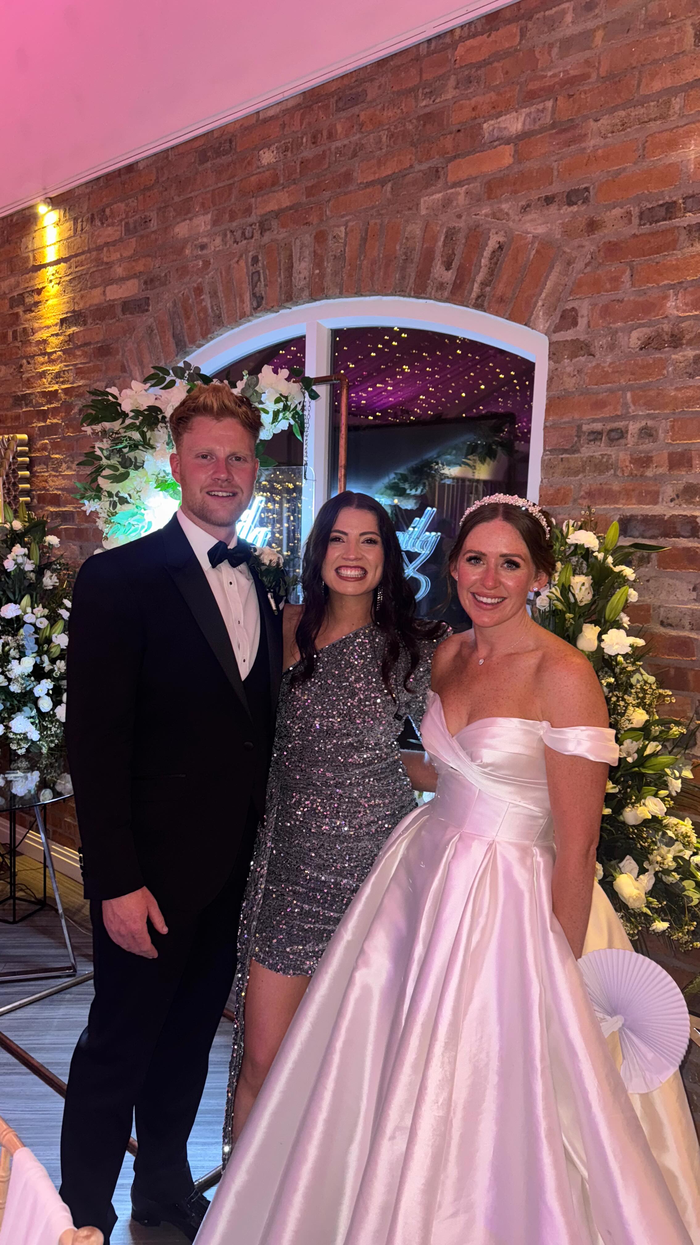 Wedding guest BUT bring the PARTY 🎤🎵🪩
A huge congratulations to two of our friends Sophie & Jack who tied the knot on Saturday at the incredible @colshaw_hall_cheshire. I had the privilege of being an actual guest this time (eeek, it never happens) PLUS I also the honour of being a little part of their soundtrack too, so grateful @_sophiespen @jack_wright15 ✨
So lovely to see some of my talented industry friends as well as playing along side them 👏🏼
🎹 @domtheweddingpianist
🎵 @singingwaitersofficial
🥁🎷 @tribeeventco
Here’s a little sneak peak & I can’t wait to share more with you all- it was EPIC and we brought the party 💃🏻🎷🥁🎤
#weddingguestbutworking #weddingsinger #weddingday #colshawhall #colshawhallwedding #maywedding #weddingbreakfastentrance #firstdance #weddingparty #cheshireweddings #2025bride #2026bride #2027bride #bridetobe #groomtobe #weddingentertainment #weddingmusic