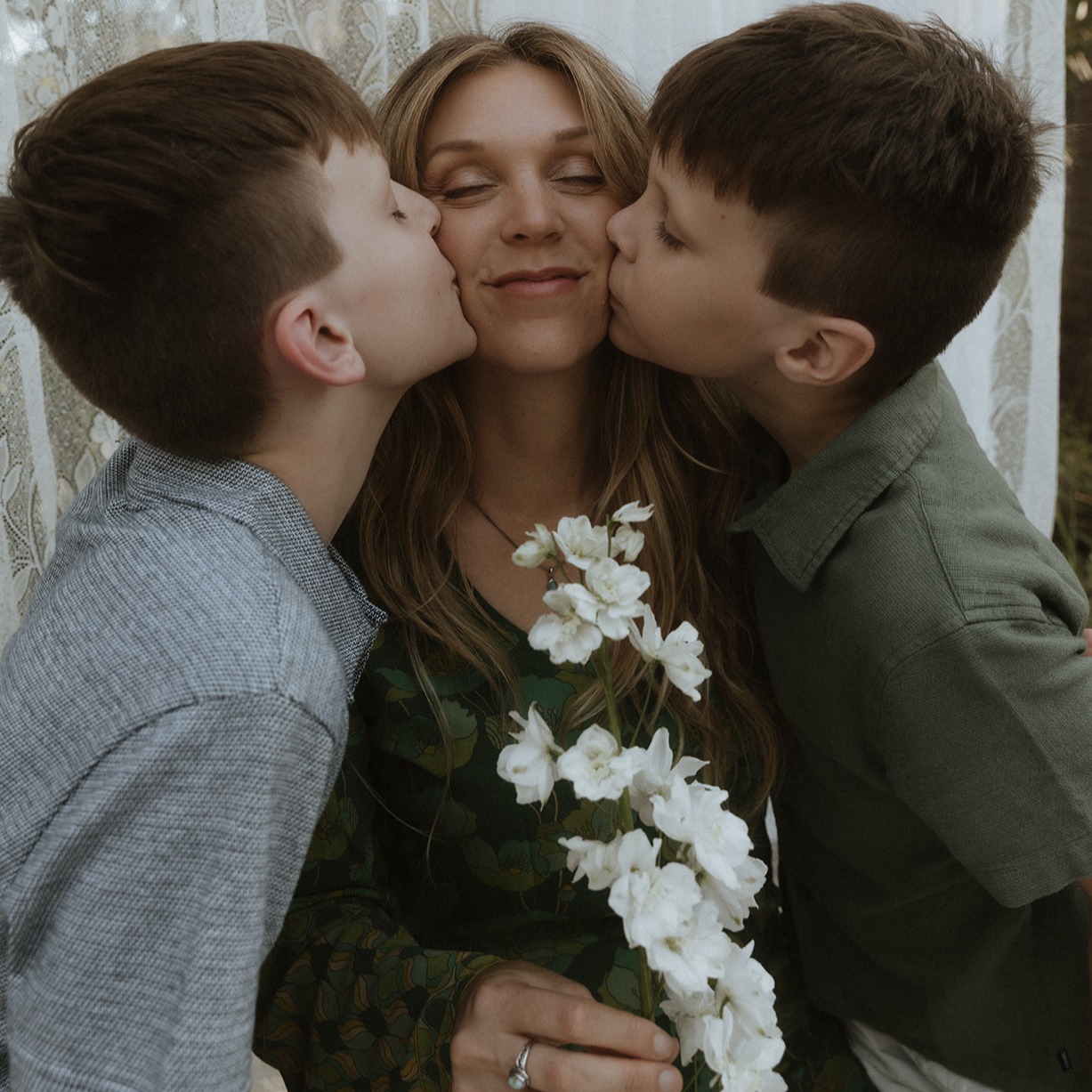 Today we celebrate the incredible strength, love, and grace of all the amazing mums out there. 💖
Whether you're pampering yourself or being pampered, know that you deserve every moment of rest and relaxation.
Happy Mother’s Day to the women who give their all, every single day. You are cherished!
Brittany
Mum/ Owner Reflect Mobile Spa
Beautifully captured by @momentsbyybelle
#MothersDay #SelfCare #PureLove