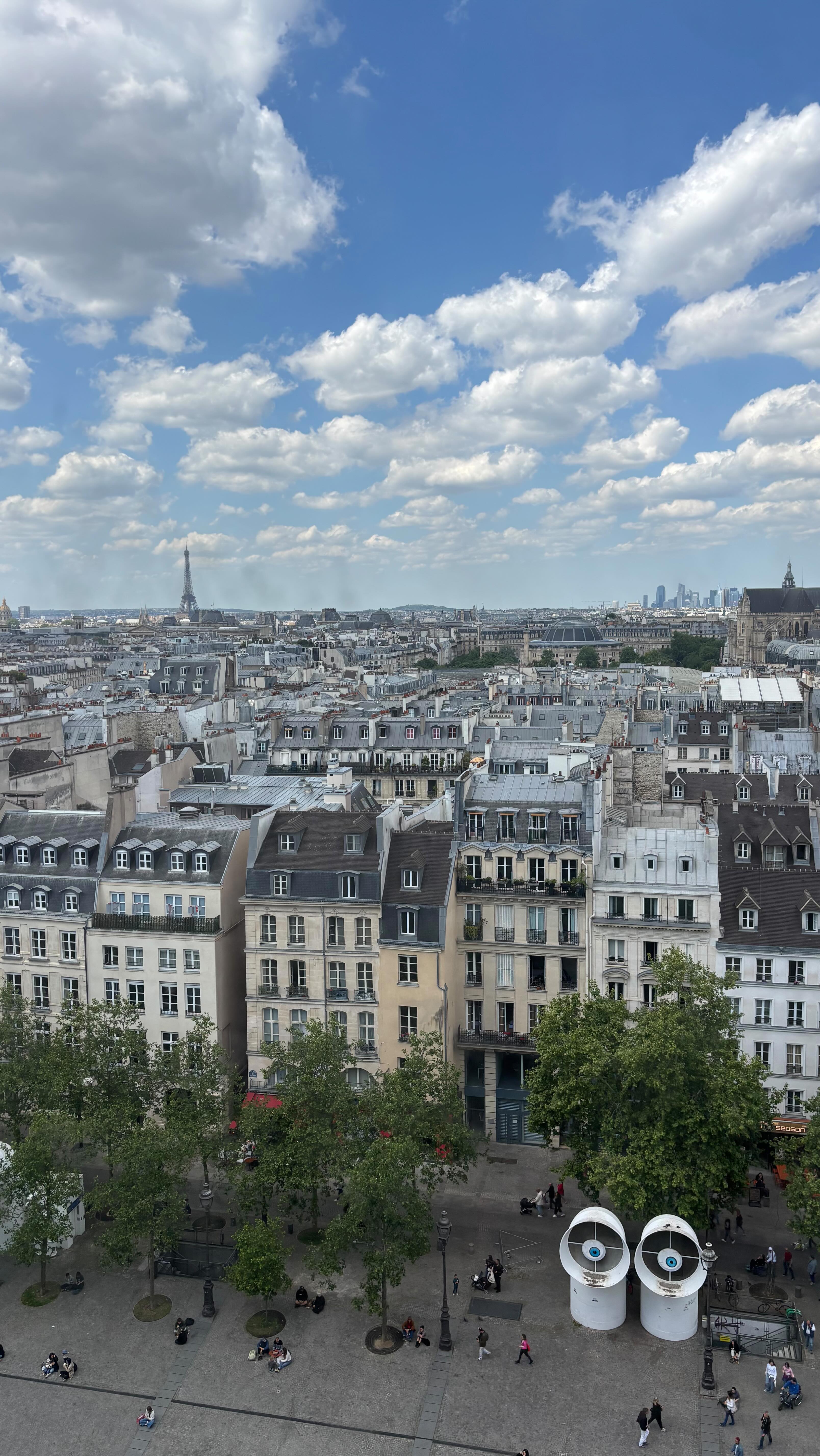 An ode to @centrepompidou 🥰 the permanent collection is already closed and the rest of the museum closes at the end of the summer for a five year renovation. Don’t hesitate to go in for the remaining temporary exhibits and perfect Paris views before you can’t anymore! I went today for the Suzanne Valadon exhibit (highly recommend! Closes 5/26!) but technically you can enter without an entry ticket just for a little ride on the escalator 🤷🏼♀️
#paris #paristoday #paristourisme #beaubourg #pompidou #centrepompidou #parisjetaime #paristourguide #tourguide #parismaville #parisguide #pariswithkids