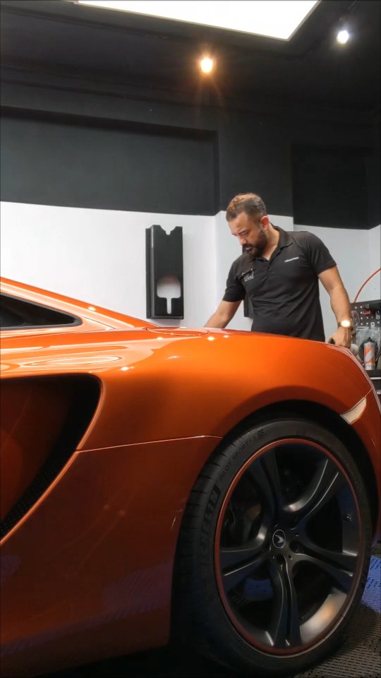 Luxury isn't just driven. It's detailed.
POV: You drop off your McLaren MP4-12C looking good… and we hand it back looking unreal. This isn’t just detailing — it’s a full transformation. Mirror finish? Check. Head turns guaranteed.
#mclaren #cardetailing
📍1 Kaki Bukit Ave 6, Autobay@Kaki Bukit, #01-37
📍7030 Ang Mo Kio Ave 5, Northstar@AMK, #01-52
☎️ 9668-9274
🌐 www.washlah.sg
🕙 Monday to Sunday, 10am to 7pm. Appointments only.