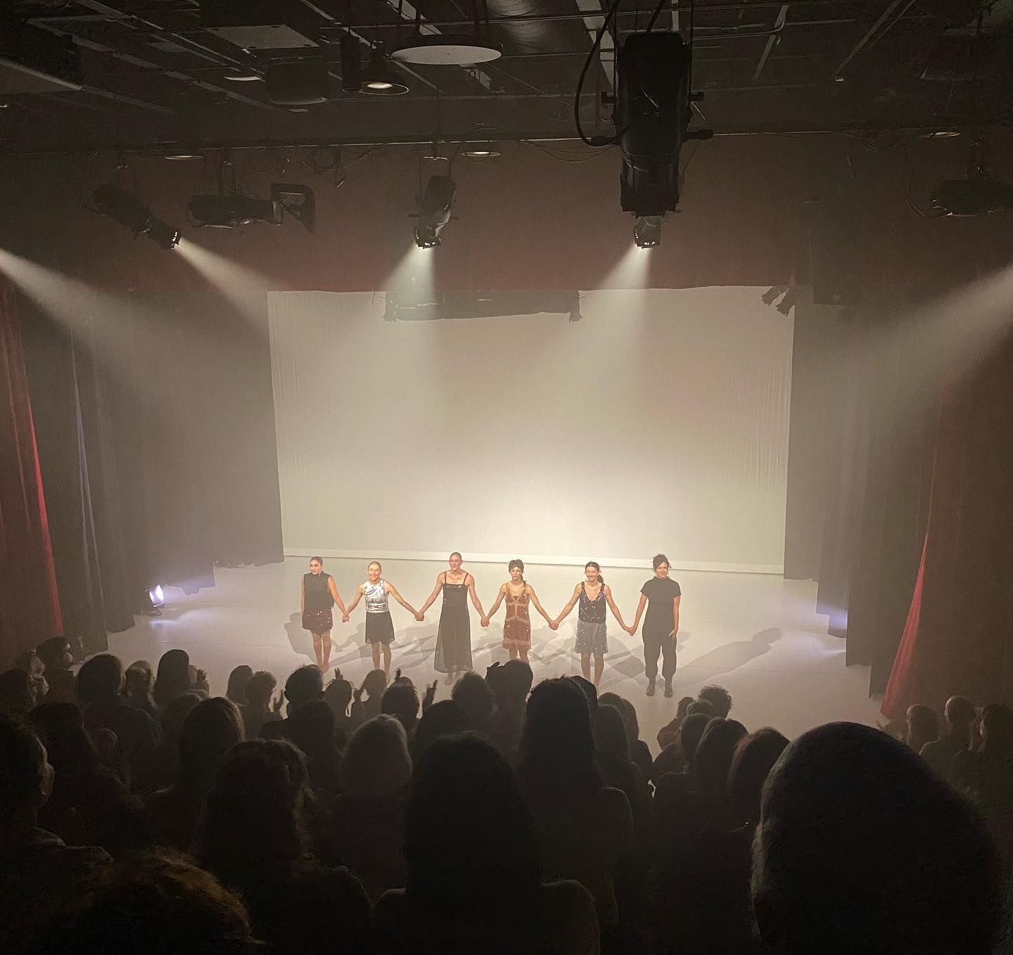 Wow. Thank you Bowen. You were amazing. Gratitude to this incredible team - I count my lucky stars every day that I get to do this with you.
Choreography and direction @anyaallegra / Anya and Artists (in collaboration with the dancers)
Dance artists @eowynnenquist @nasiv @oksanamaslechko @sarah_hutton @shionskye
Lighting @a.ndielloyd
Technical @chipman.jack
Dramaturg @elizabeth.kiss
Music @stefannazarevich @amanduhsum
Apprentice @isabellaonorato
Understudy @elyzasamson
There were a lot of people who helped to make this show possible including @hearth_artsonbowen @bcartscouncil @bclivenetwork Bowen Island Community Foundation and @dance_west_network as well as @sfucontemporaryarts and @newworks_dance for space, @eponymous_van for rentals, and to @thedancecentrebc for supporting the creation of the work last year. Big big love.