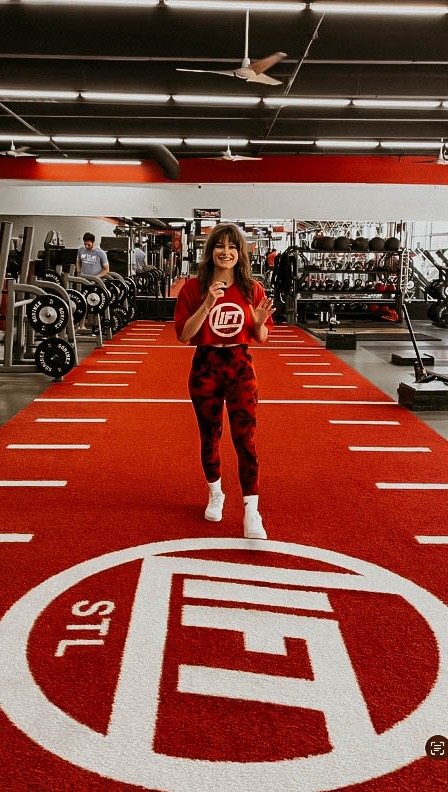 Come see us at the @s2faction Expo this Saturday, May 17th from 12-3!
We’ll have squat assessments, fun games, and chances to win prizes such as a free monthly membership, exclusive gear, and more! See y’all there 😎
#strengthtraining #liftstl #weightlifting #weightloss #stlfitness #liftheavy #gymrat