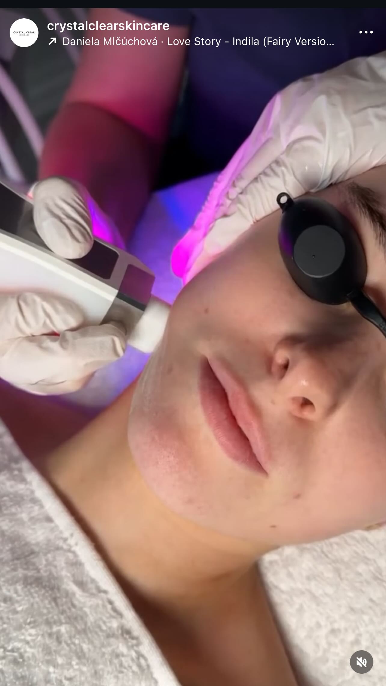 “Stress shows on your skin. A calming facial = a mental reset. Celebrate #WomensHealthWeek with a little peace for your face and your mind. #GlowFromWithin”
Book yourself in for an Espa Treatment link below to book https://www.phorest.com/salon/serenityspaformbyltd
#womanshealthweek #wellbeing #strongwoman #prioritiseyourself #wellness #massage #facial #espa #beautysalon #formby #liverpool #northwest