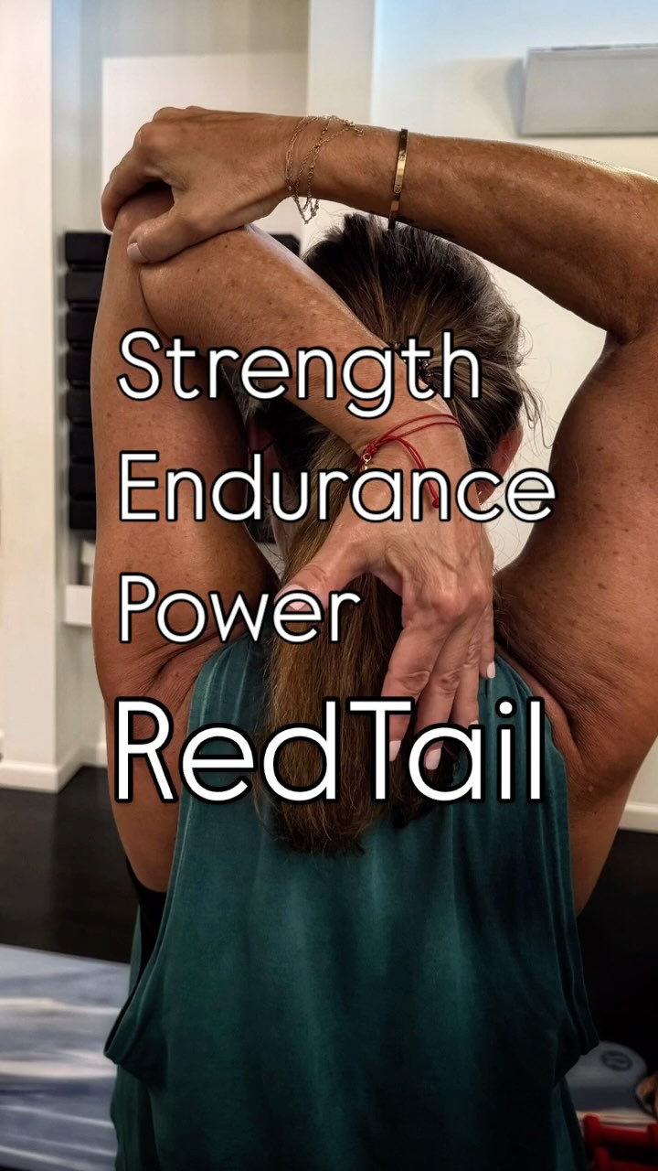 Strength 💪
Endurance 😅
Power 💥
RedTail ❤️
Sunday’s line-up:
•8:15am Barre Power
•9:30am Journey into Power
•4:00pm Candlelight Yin & Aromatherapy
Book your spot
Link in bio 👆
#redtailpoweryoga #heatedyoga #focus #flow #evolve #barrefitness #barrepower #yoga #strength #vitality