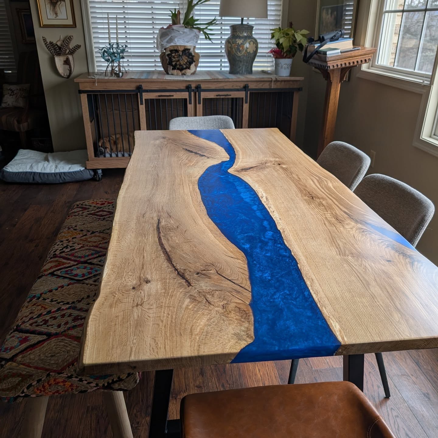 Question to my maker friends. I have an epoxy question, if a supplier advertises "deep pour" but the container says "pour in 1/2" or less" stages would you consider that deep pour epoxy. The supplier also notes cure time is 2-3 hours. To me this seems to be counter productive to the deep pour purpose, and the chances of overheating are greatly increased thoughts?