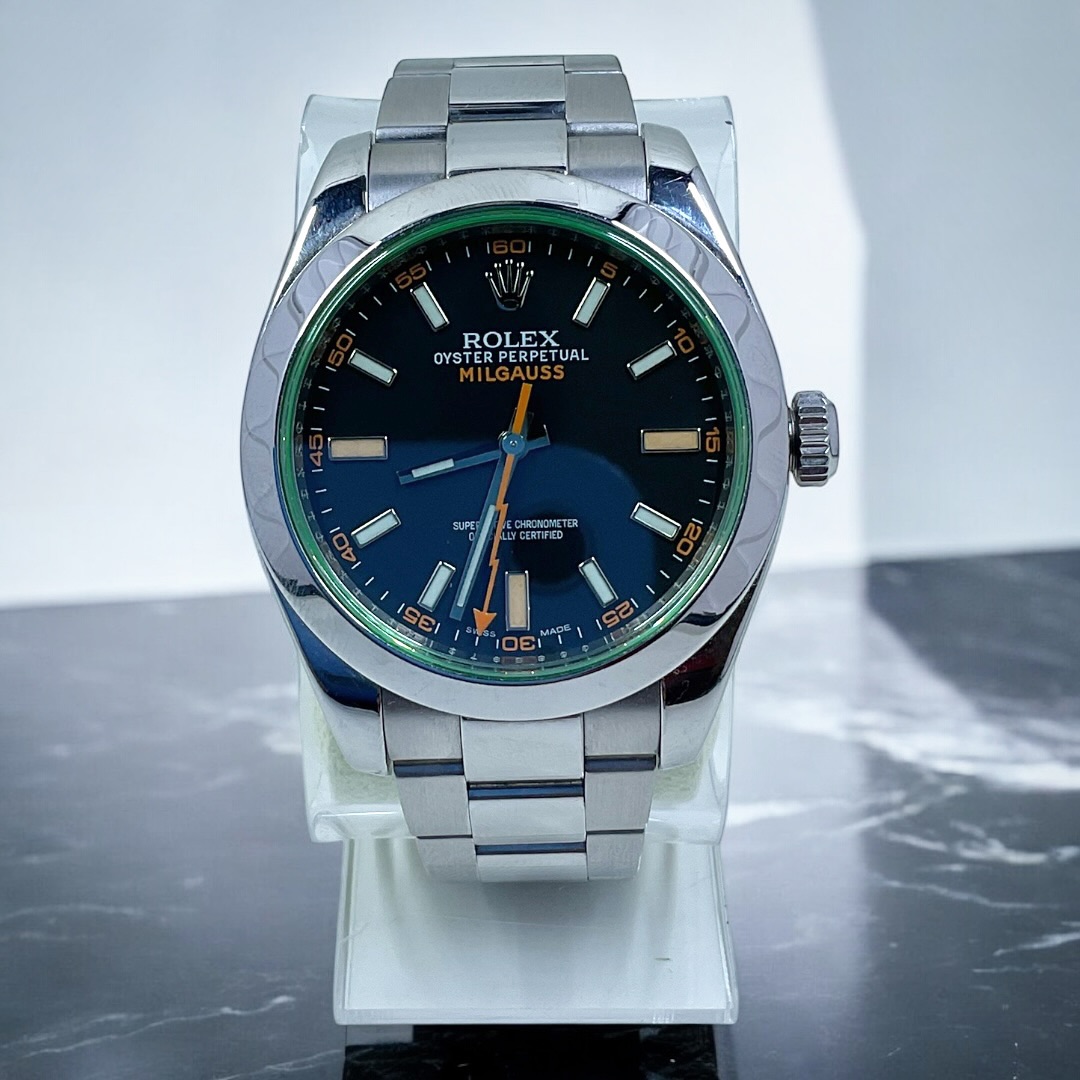 Where innovation meets elegance.
The Rolex Milgauss 116400GV is a statement of refined engineering — from its green sapphire crystal to the iconic lightning bolt seconds hand, every detail speaks to distinction.
Crafted for those who value rarity, precision, and bold design.
A collector’s piece — now available for those who demand the exceptional.
#RolexMilgauss #116400gv #LuxuryDefined #IconicDesign #RolexCollectors #WristElegance #RandFPawnbrokers #RandFLuxury