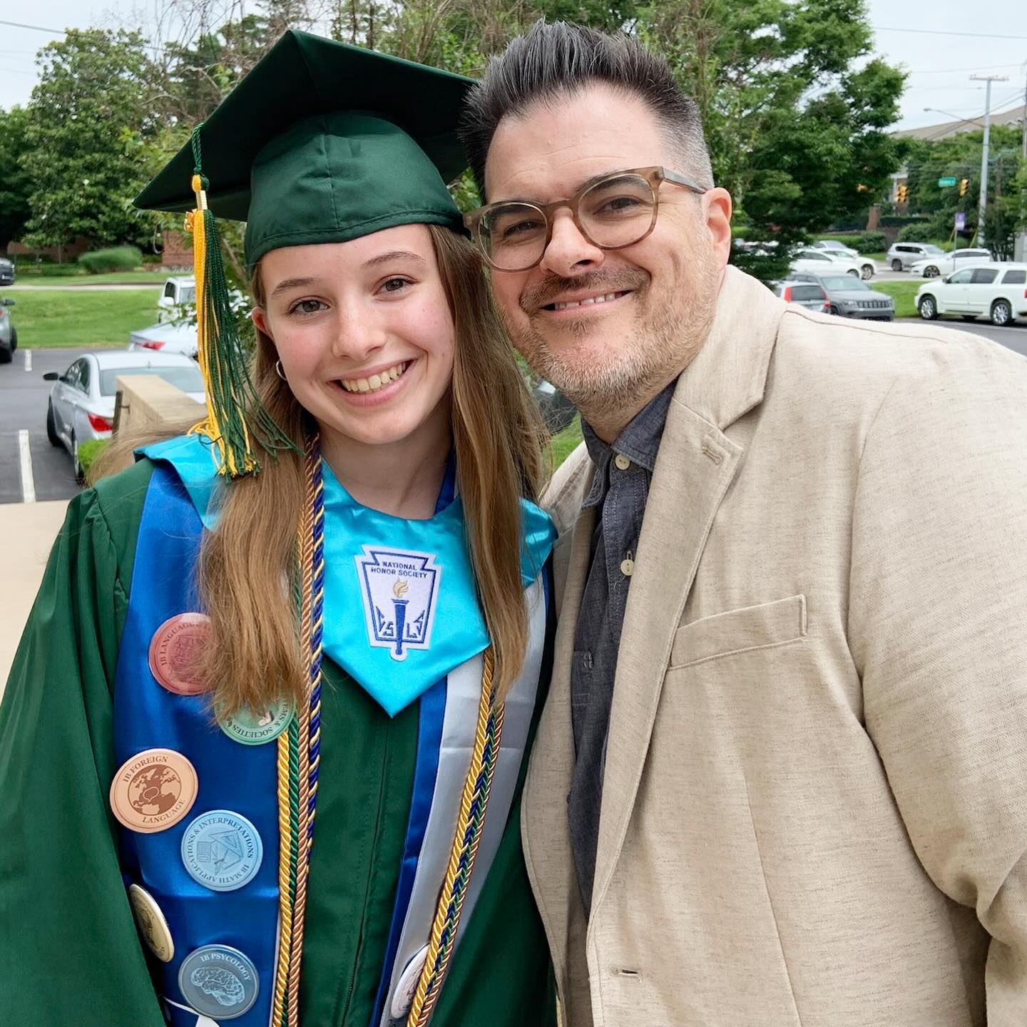 Baccalaureate. 2025. @hillsboroburros 💚⭐️💚
•
Thank you @woodmontbaptist & @natoparker for hosting such a special day. Thank you @playerfreda for such an important message.