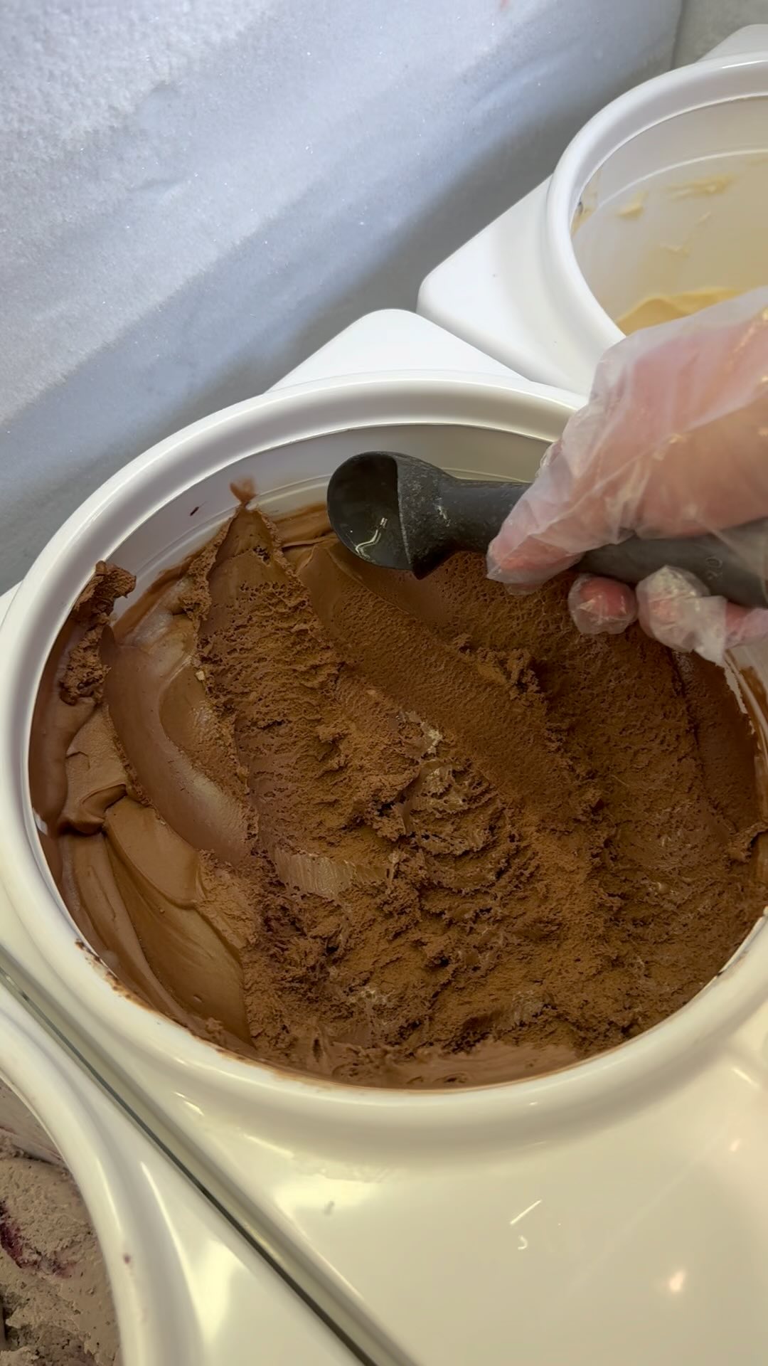 Our delicious chocolate flavor 😍🤎
#icecream #scratchicecream #brookfield #milwaukee #scratchicecreammke #westallis #wisconsin #icecreamlover #milwaukeefoodie