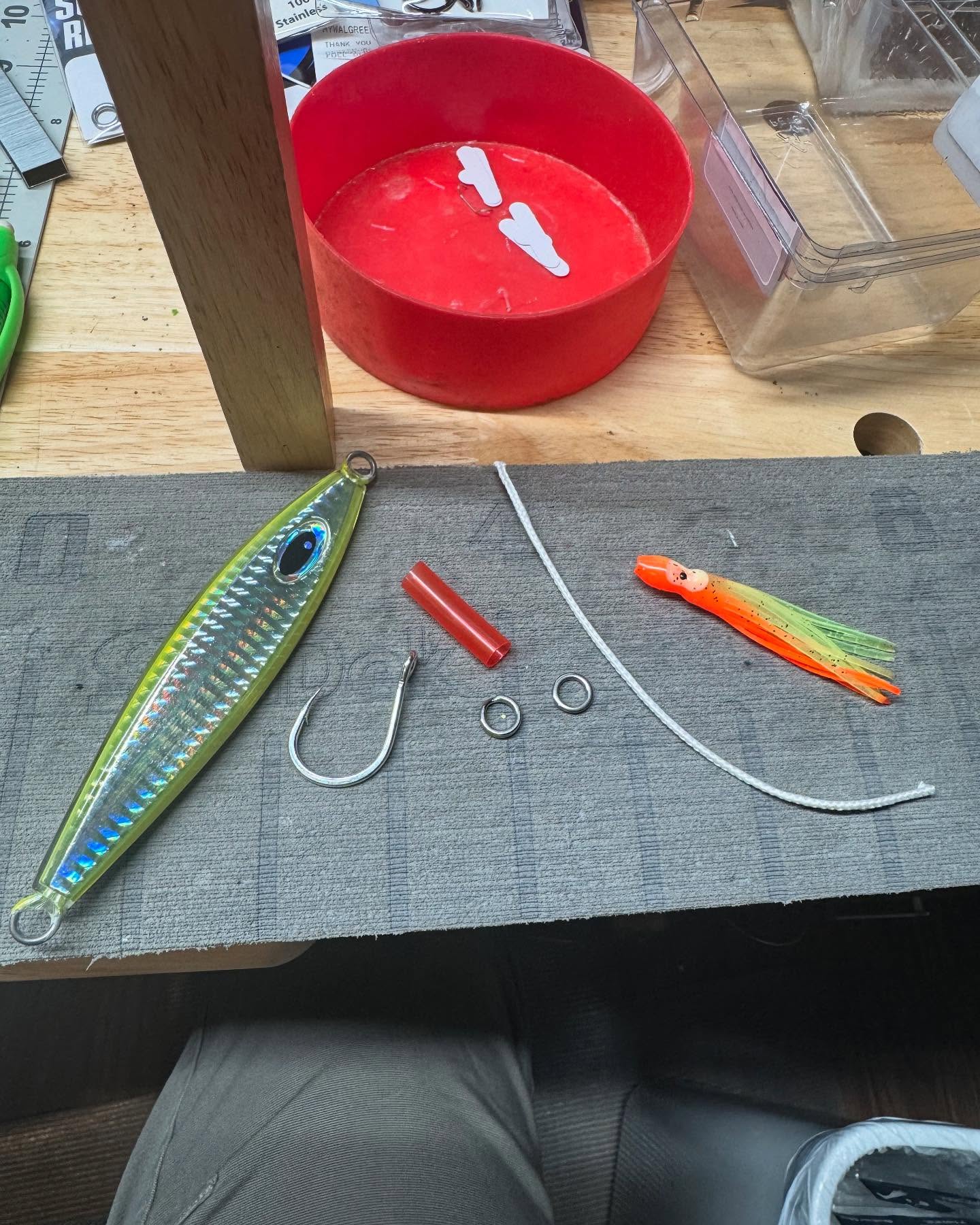 Assist Hooks begin as simple components assembled at the bench so each jig is ready to fish out of the package. ‘Hardshell Slowfalls’. Check ‘em out for Sea Bass and other fish that will readily take a lure on the drop. #jigfishing #capecodfishing #harwichsportbaitandtackle @sportsportoldsalt #monomoytackle #myfishingcapecod #blackseabassfishing