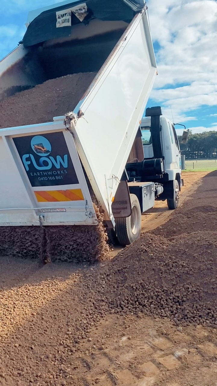 Let it flow — Whether it’s a backyard project or a full-scale site prep, we move it right so your plans can flow smoothly.
Local. Reliable. Family-owned.
#FlowEarthworks #MargaretRiver #EarthmovingWA #LetItFlow #LocalBusiness
