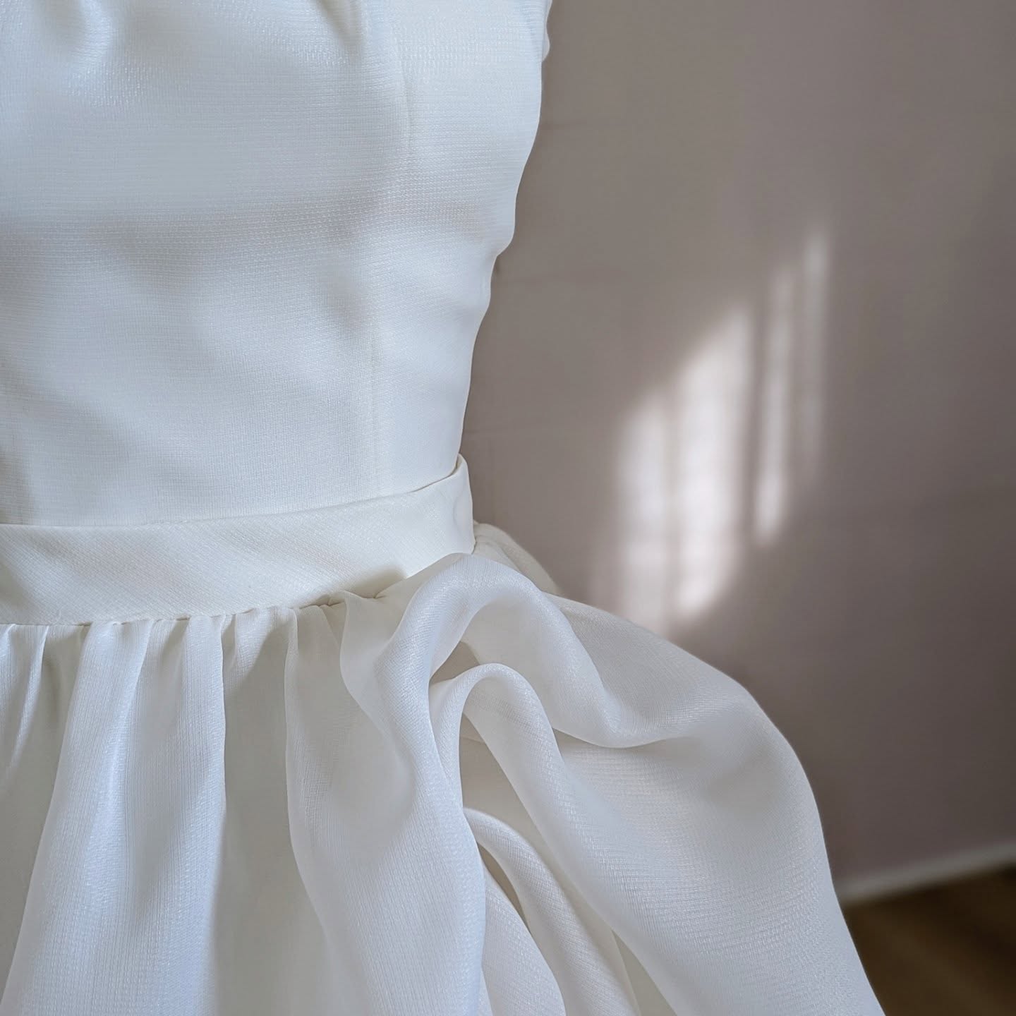 A fresh take on forever.
From sculpted pleats to soft tulle draping and a delicate trail of covered buttons — this gown is in our sights to celebrate the art of upcycling with modern romance.
Upcycling wedding dresses doesn’t mean compromising on style. It means reimagining beauty, embracing sustainable choices, and breathing new life into a gown with a story. Whether it’s updating a vintage silhouette or adding on-trend details like gathered hips or sheer overlays, your dream dress can be as unique and conscious as you are.
Because something old can still feel like something entirely new.
#LoveMeTwiceBridal #SustainableBride #UpcycledWeddingDress #EcoBridal #BridalDetails #ModernVintage #MelbourneBridal #ConsciousBride #WeddingDressInspo #SlowFashion #SomethingOld #ReimaginedRomance #LoveMeTwiceGowns